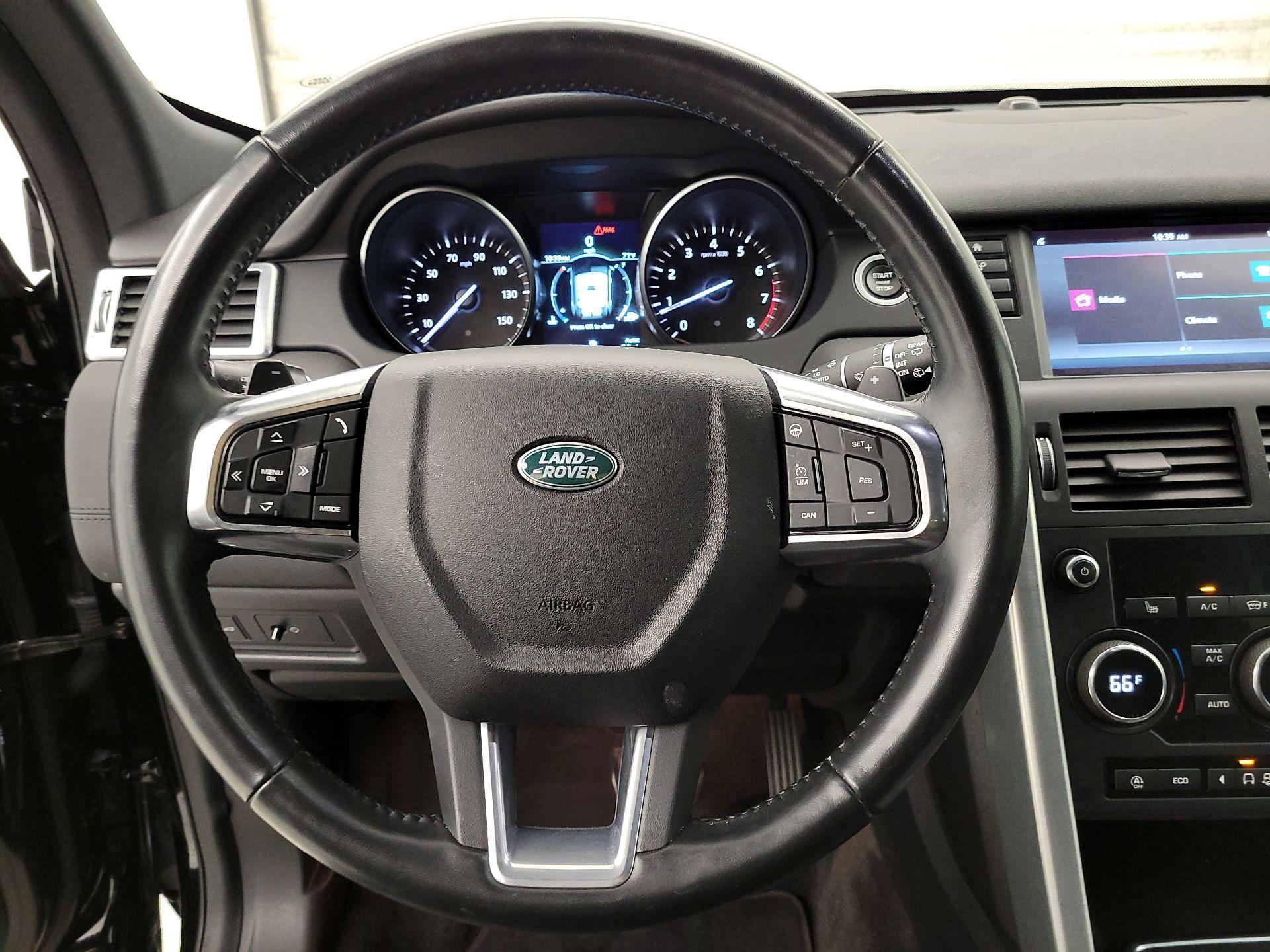 Thumbnail: 2018 Land Rover Discovery Sport - 10