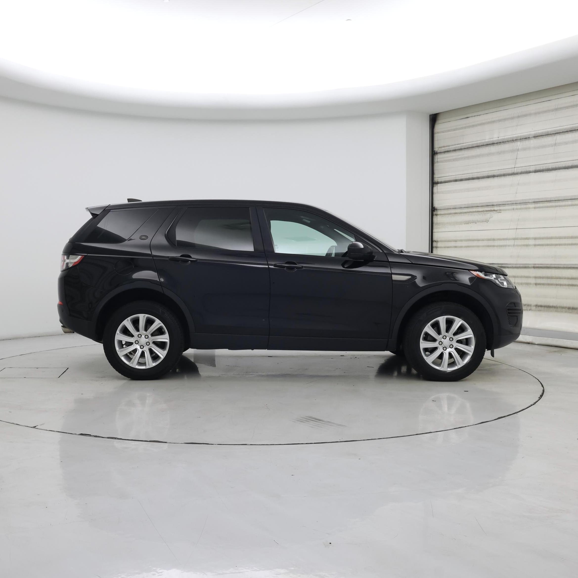 Thumbnail: 2018 Land Rover Discovery Sport - 7