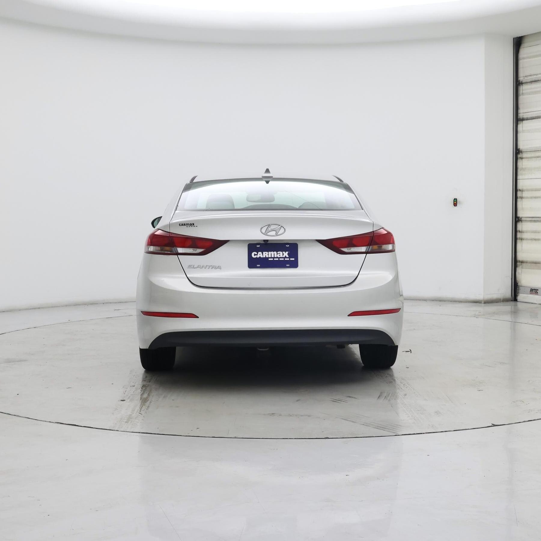 Thumbnail: 2018 Hyundai Elantra - 9