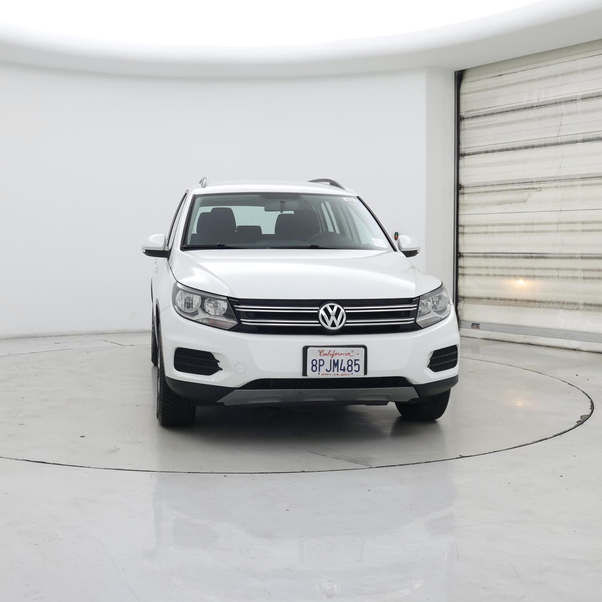 Thumbnail: 2015 Volkswagen Tiguan - 5