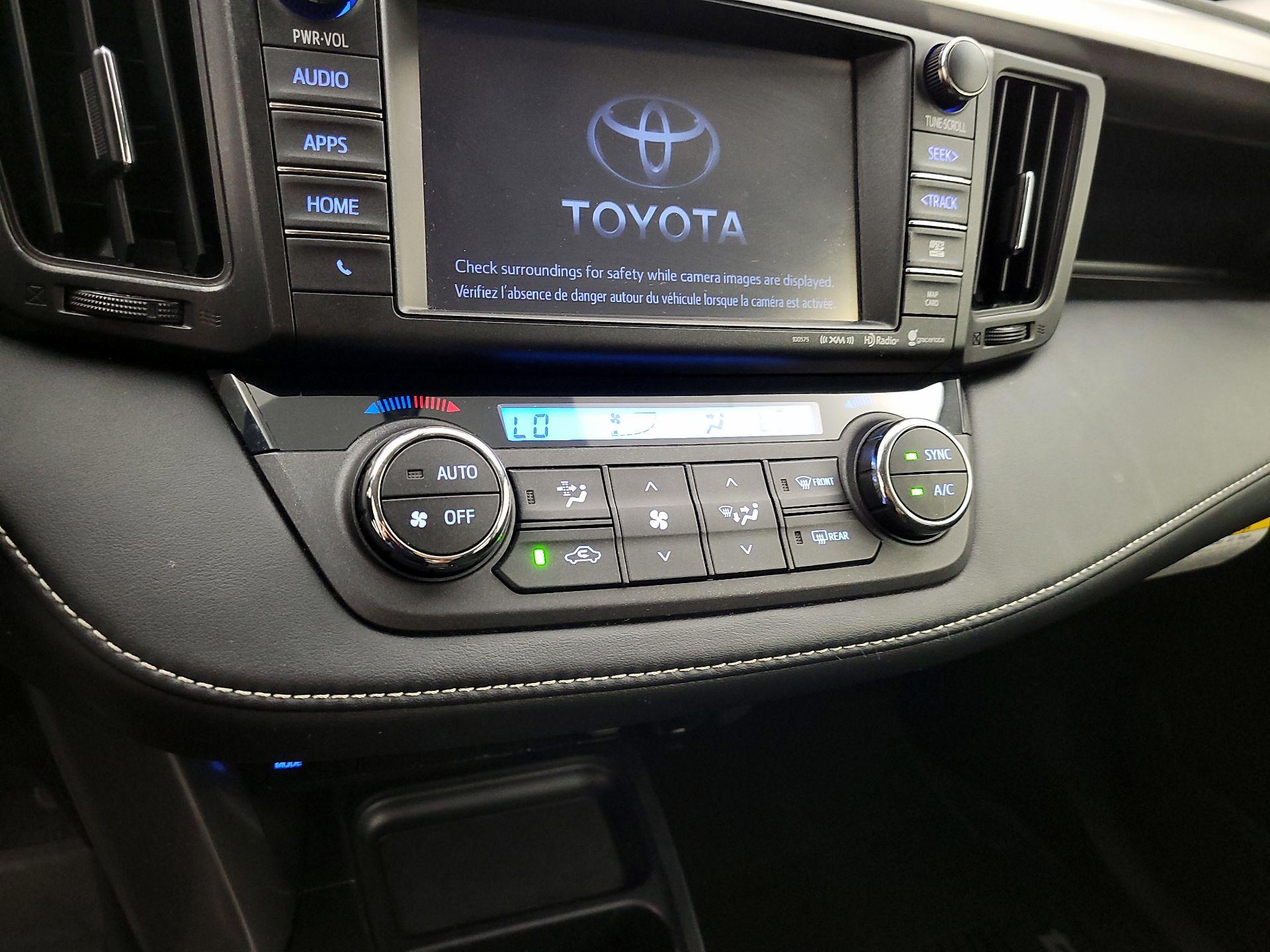 Thumbnail: 2016 Toyota RAV4 - 17