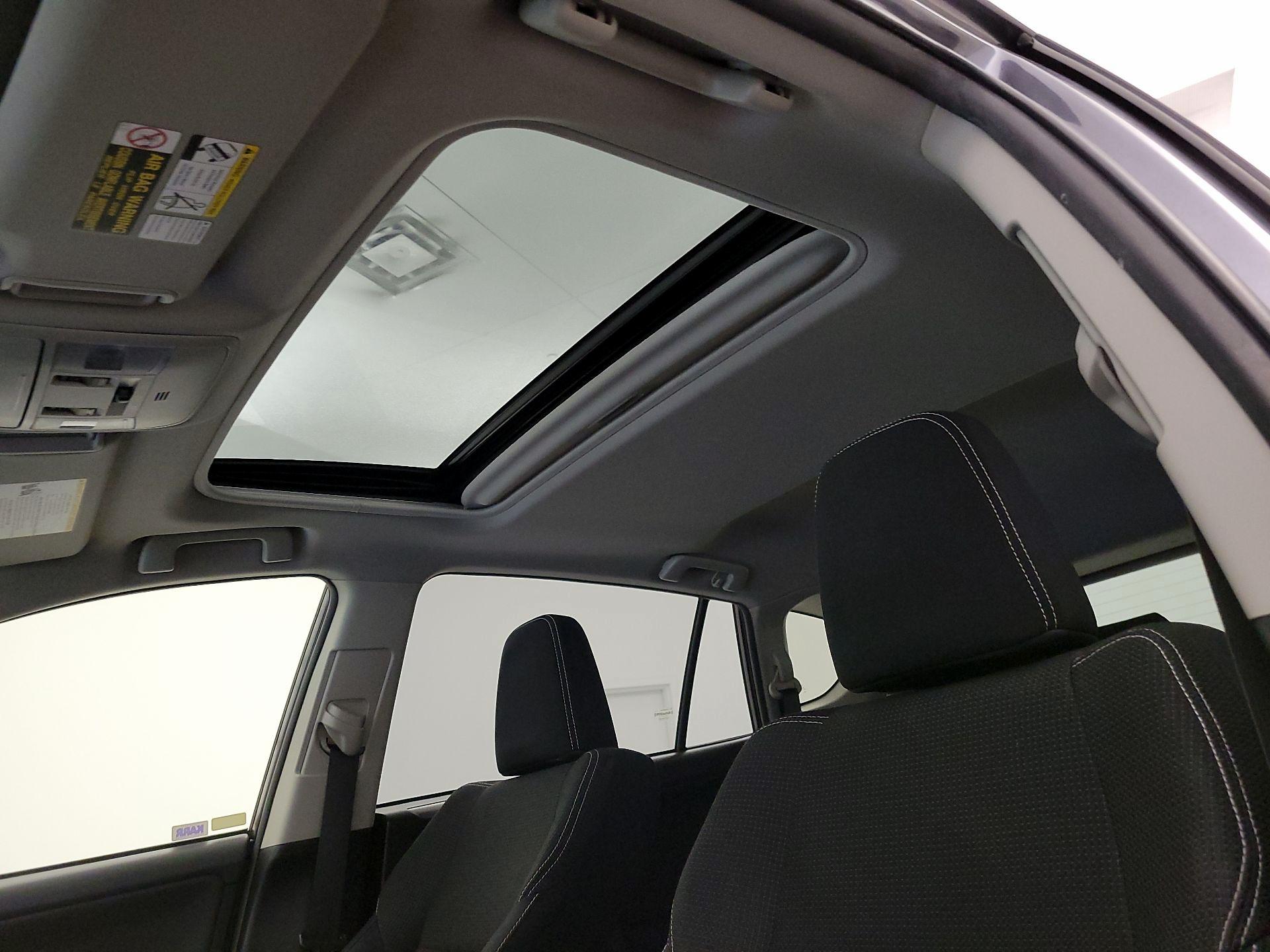 Thumbnail: 2016 Toyota RAV4 - 20