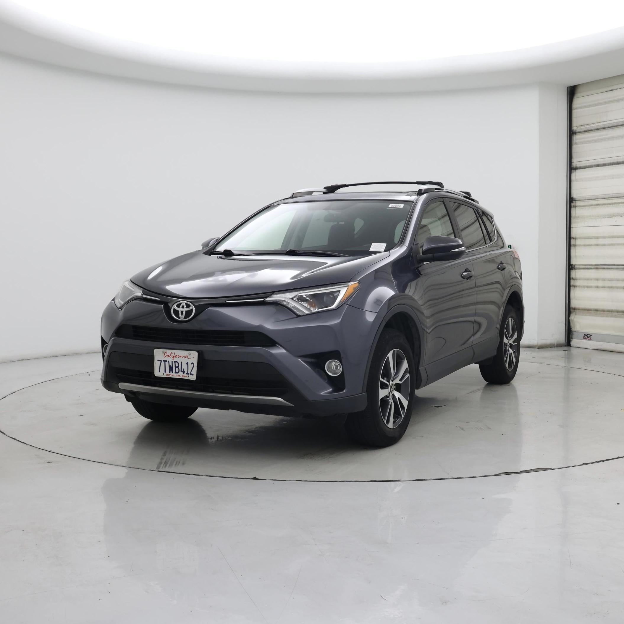 Thumbnail: 2016 Toyota RAV4 - 4