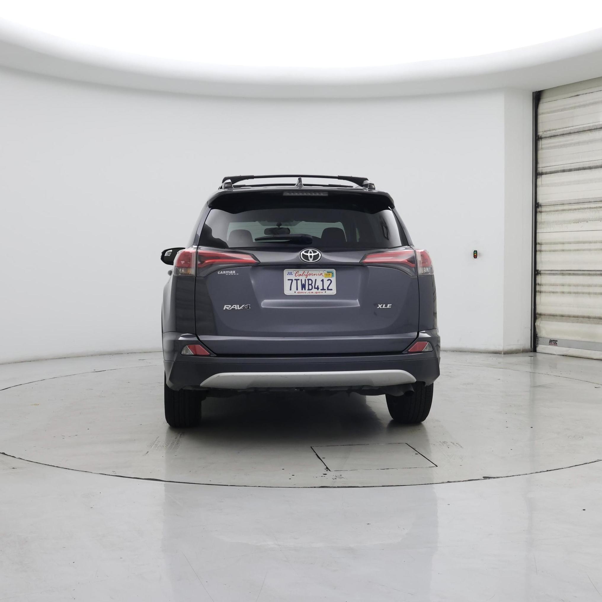 Thumbnail: 2016 Toyota RAV4 - 6