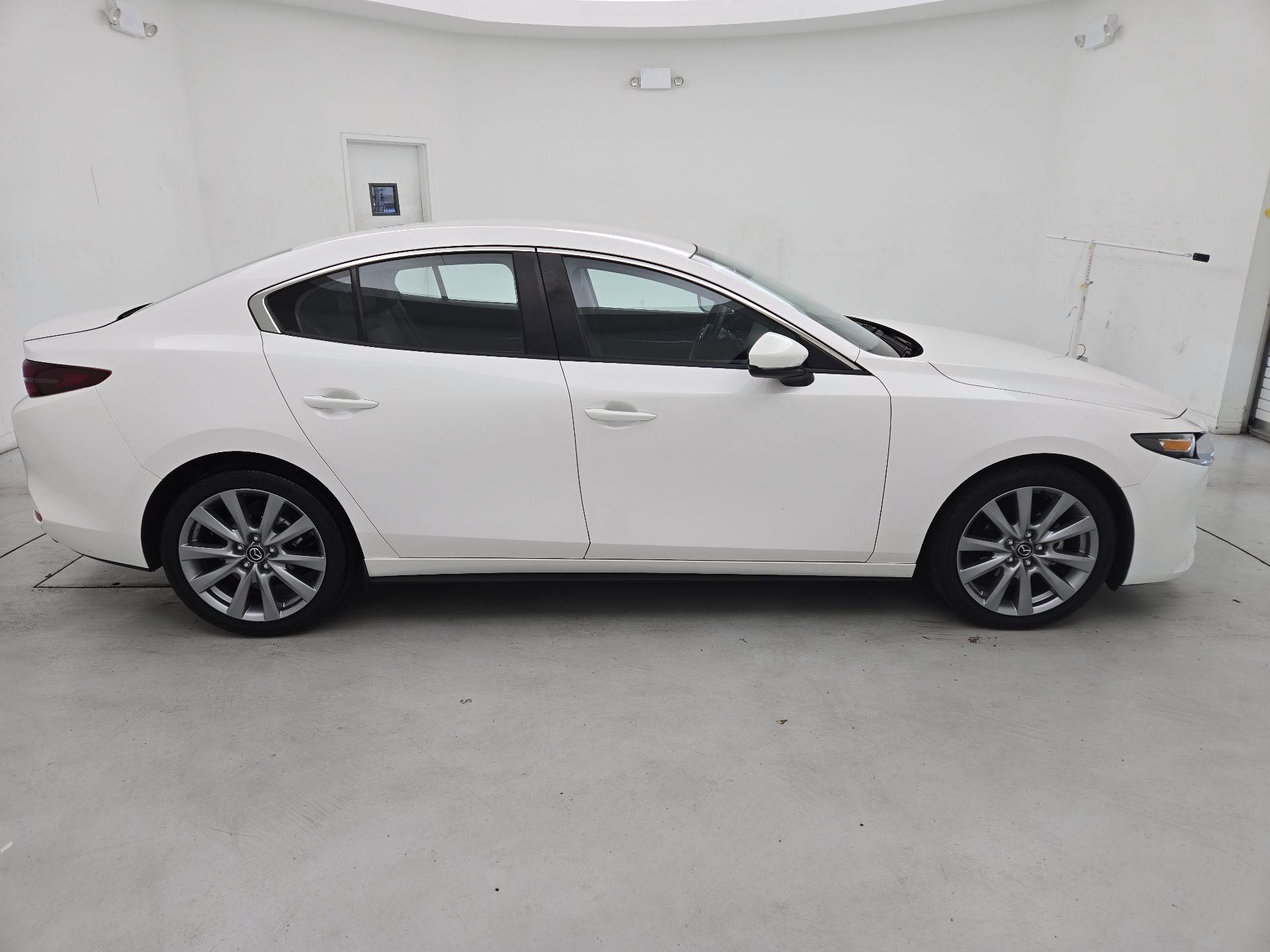 Thumbnail: 2021 Mazda Mazda3 - 4