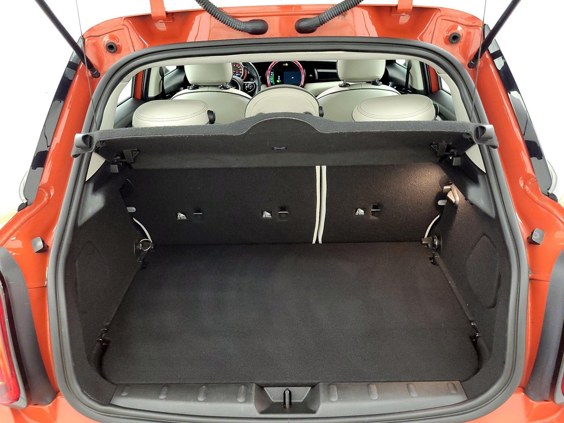 Thumbnail: 2019 MINI Cooper Hardtop - 18