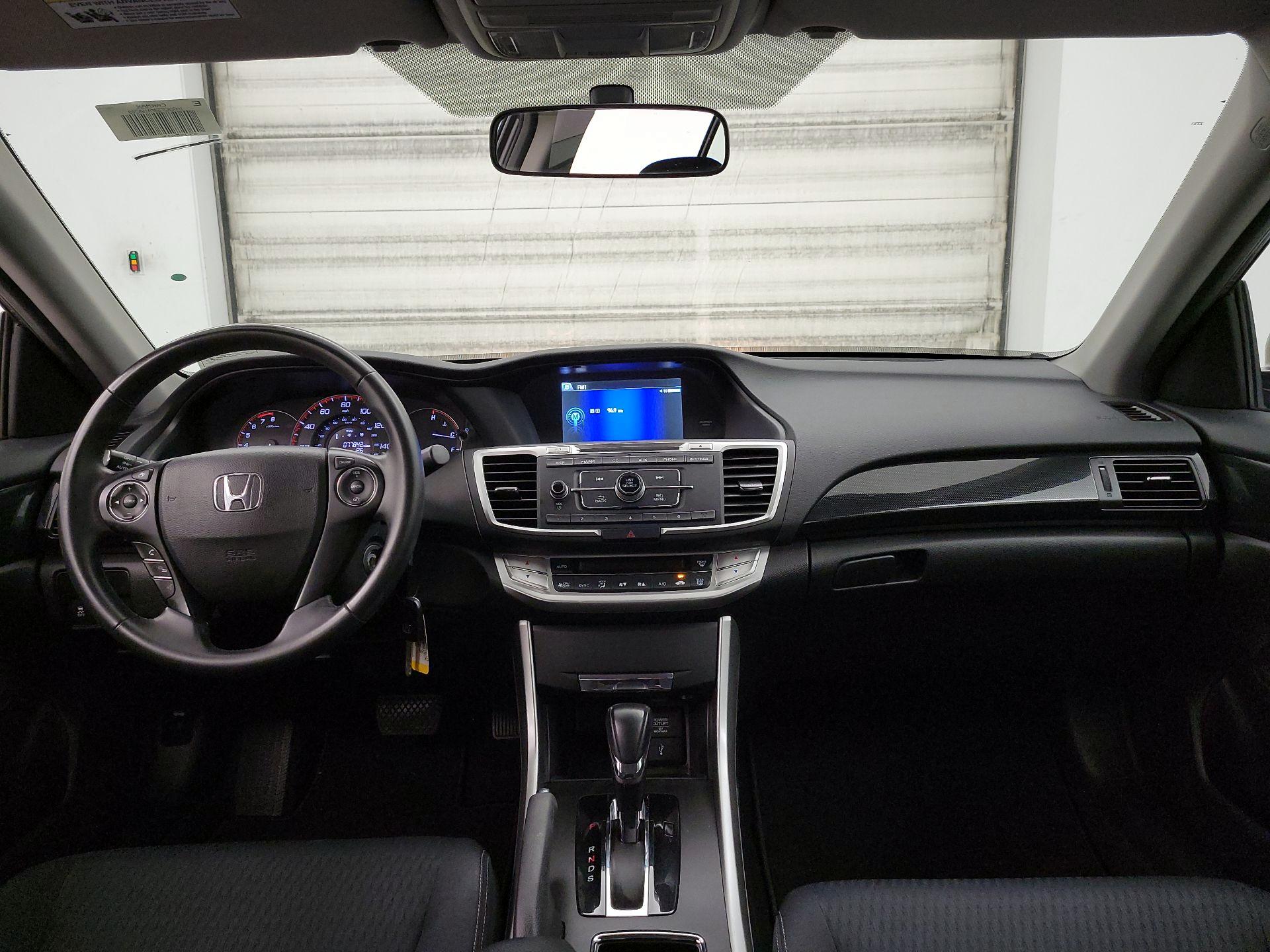 Thumbnail: 2015 Honda Accord - 9