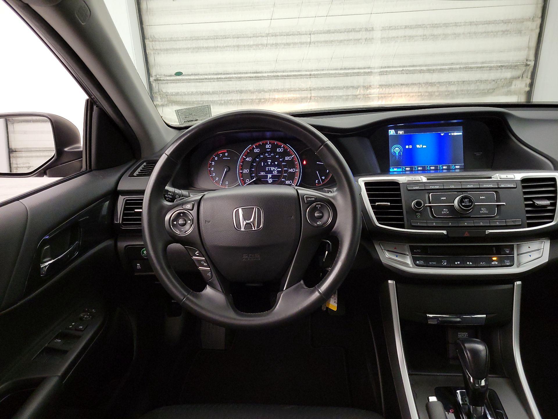 Thumbnail: 2015 Honda Accord - 10