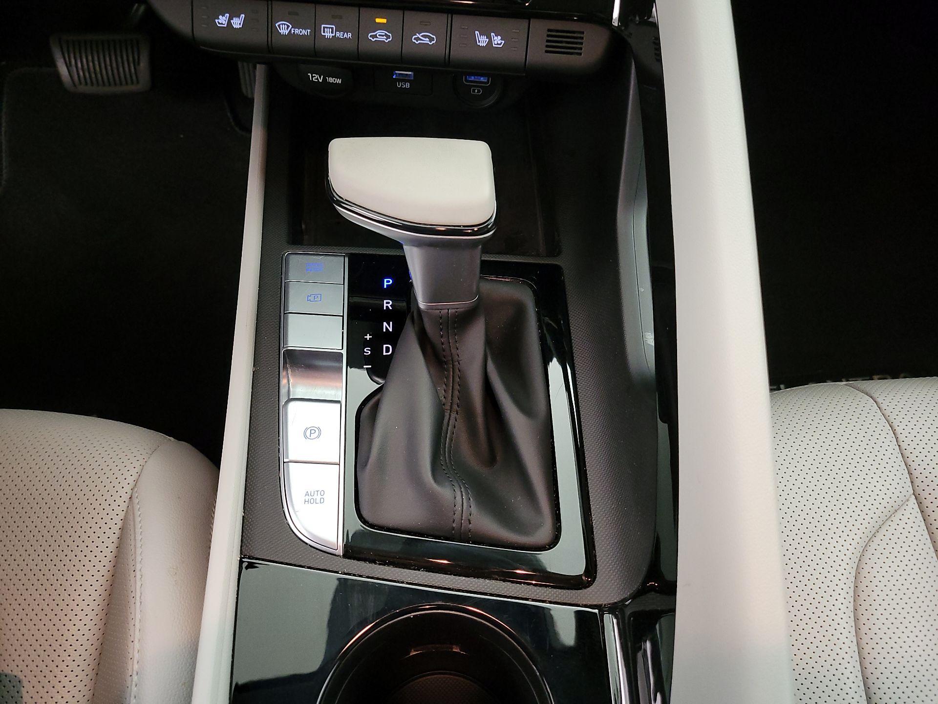 Thumbnail: 2021 Hyundai Elantra - 18
