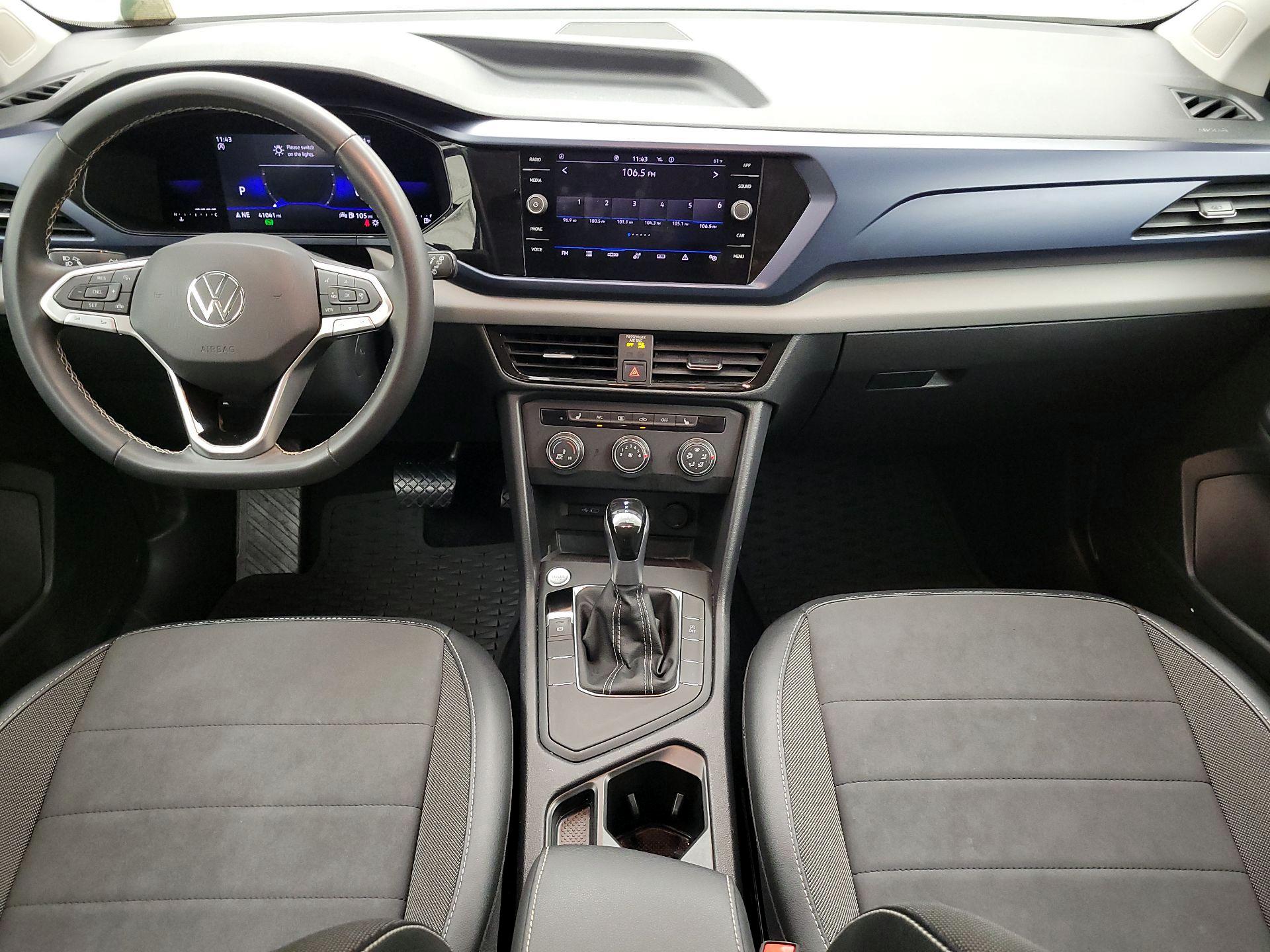 Thumbnail: 2022 Volkswagen Taos - 9