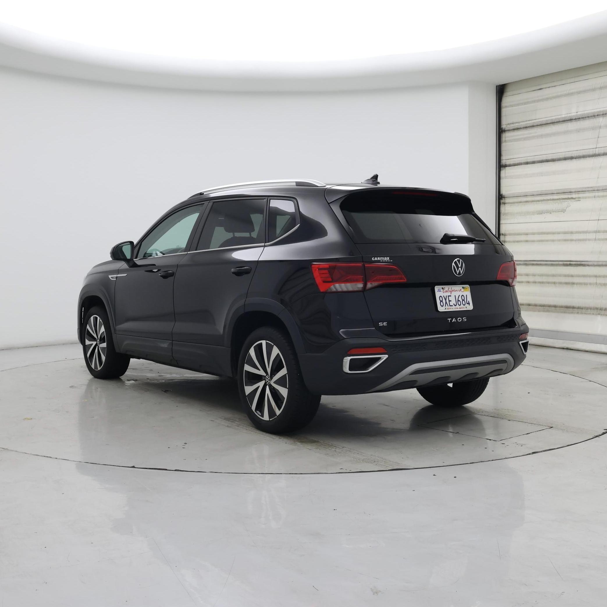 Thumbnail: 2022 Volkswagen Taos - 2