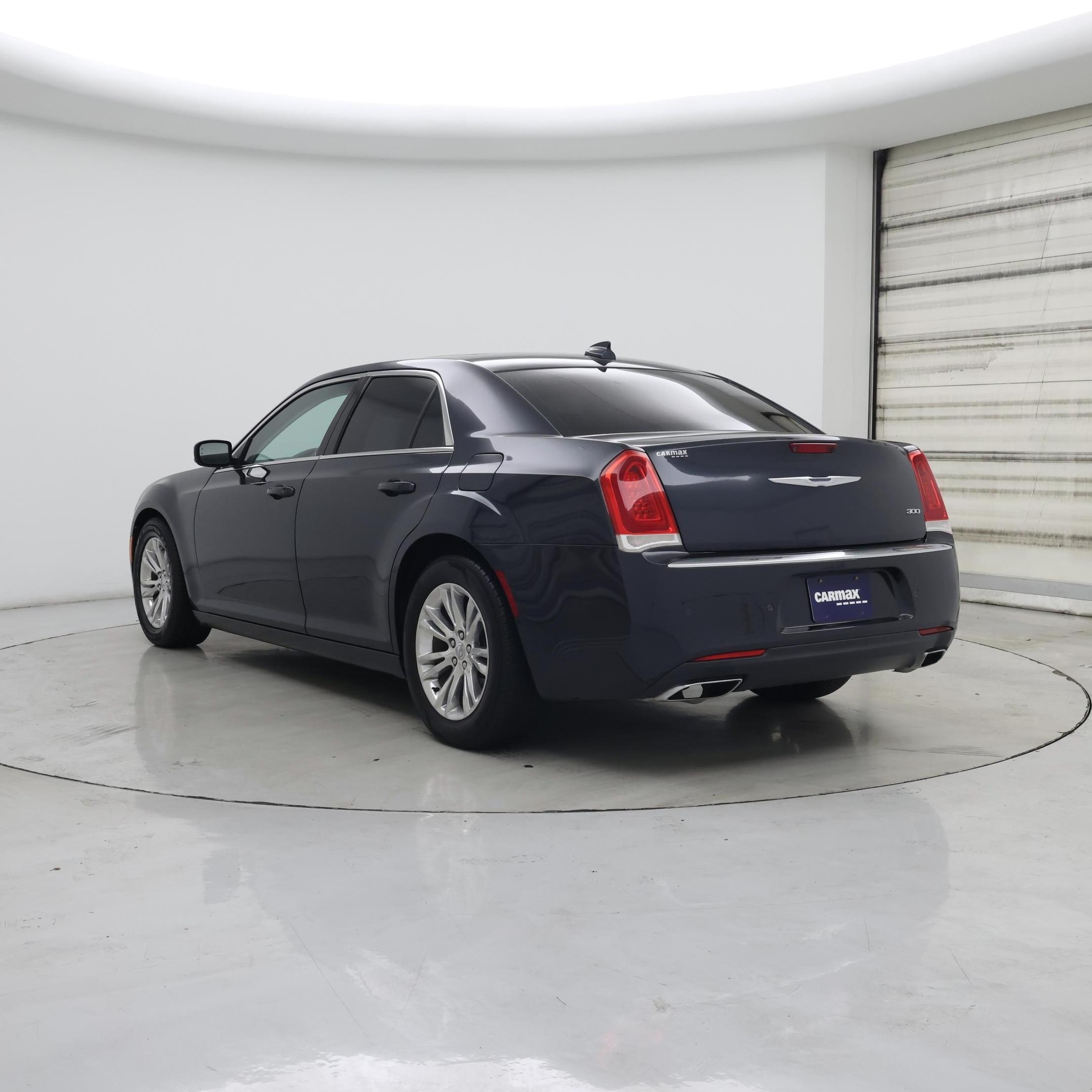 Thumbnail: 2016 Chrysler 300 - 2