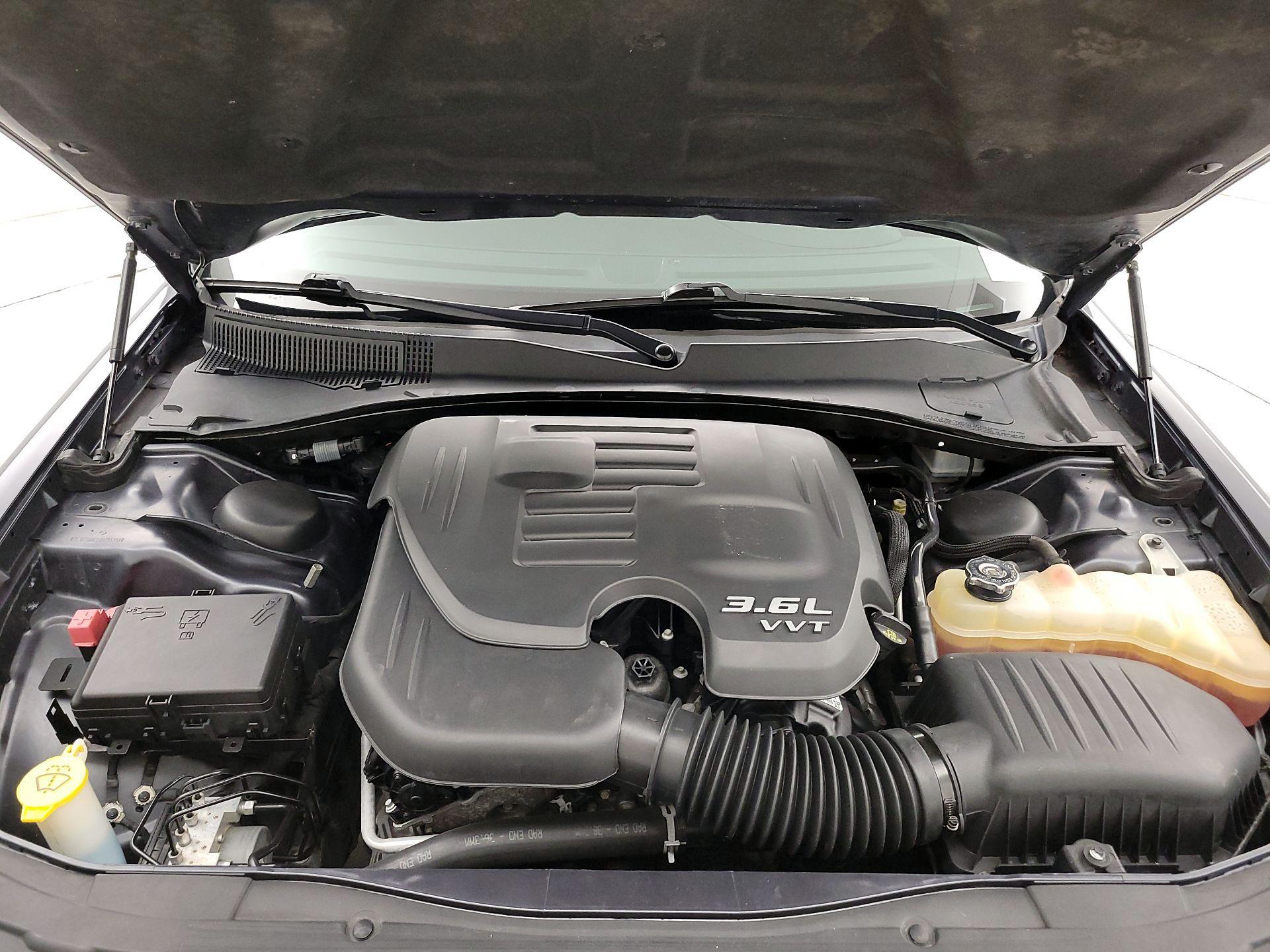 Thumbnail: 2016 Chrysler 300 - 19