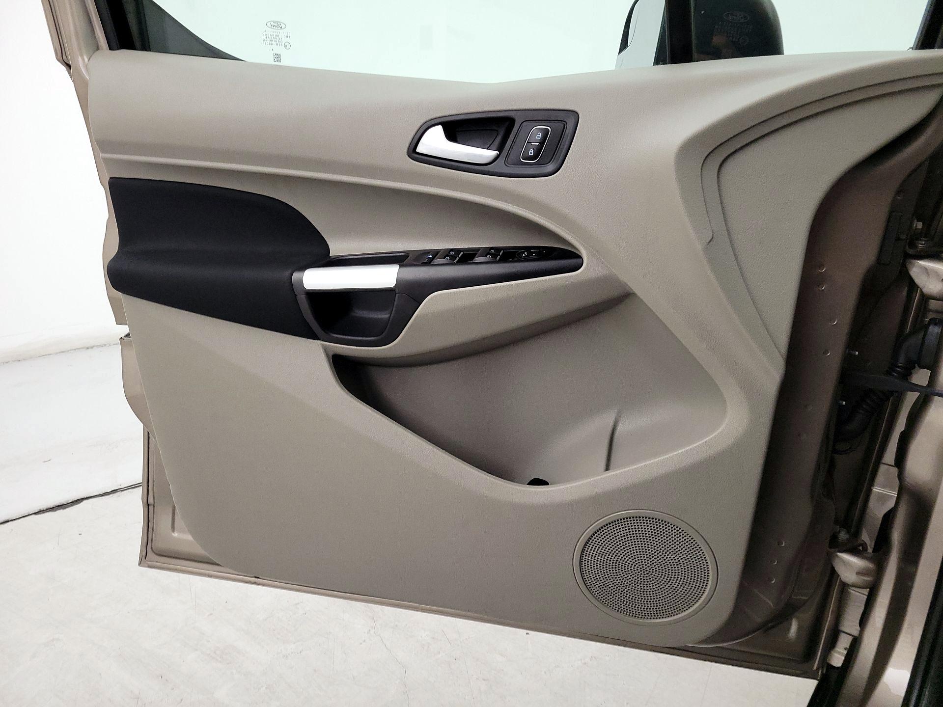 Thumbnail: 2019 Ford Transit Series - 12