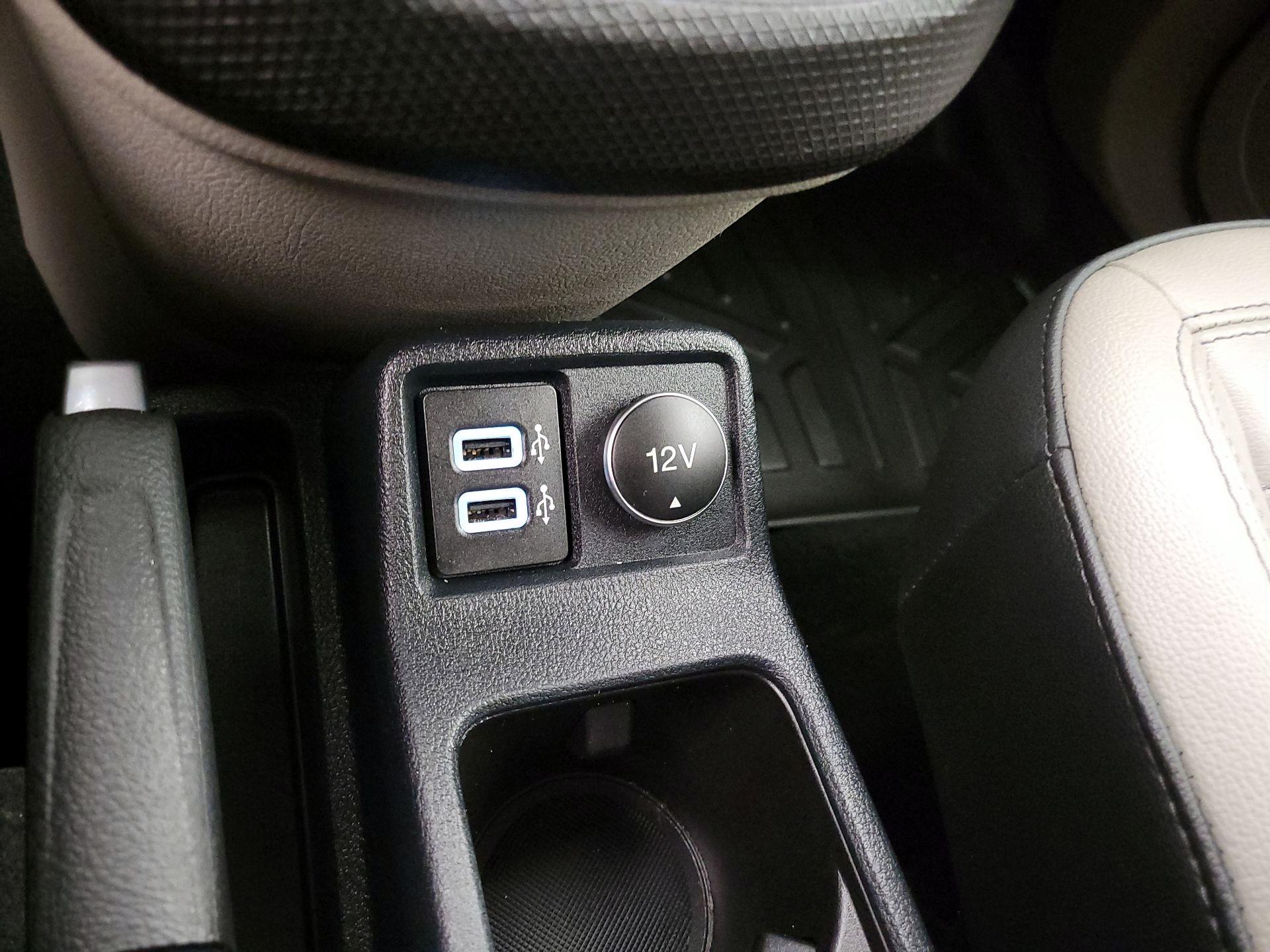 Thumbnail: 2019 Ford Transit Series - 19