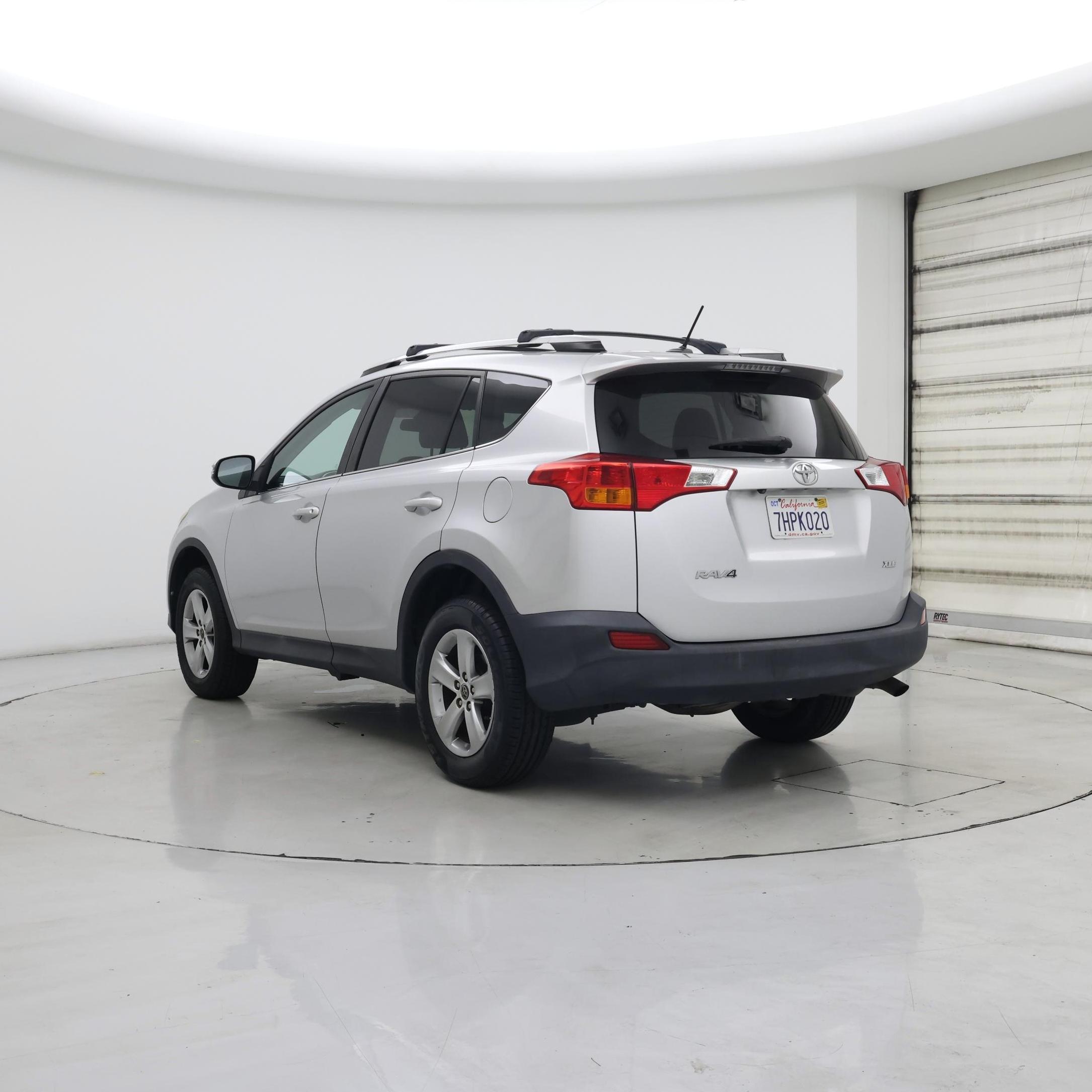 Thumbnail: 2015 Toyota RAV4 - 2