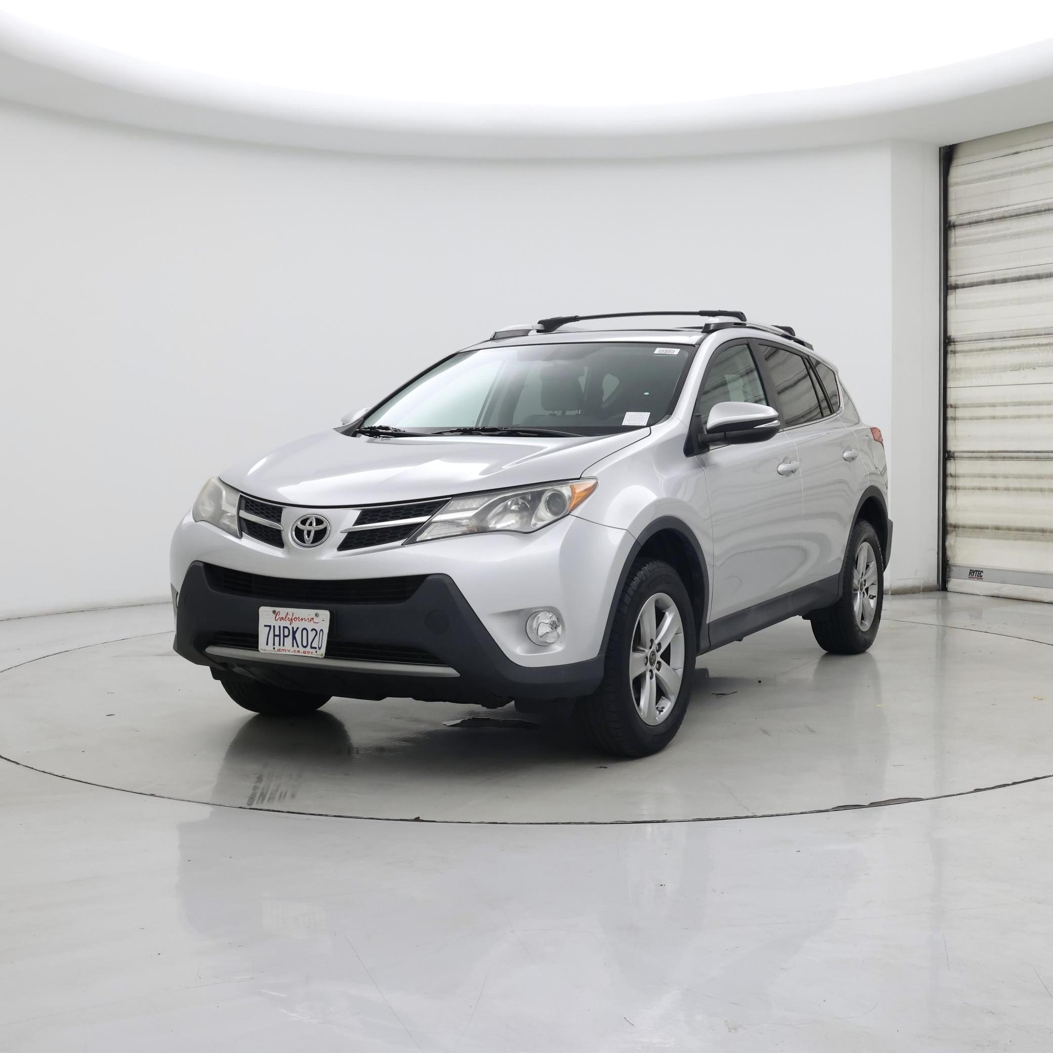 Thumbnail: 2015 Toyota RAV4 - 4