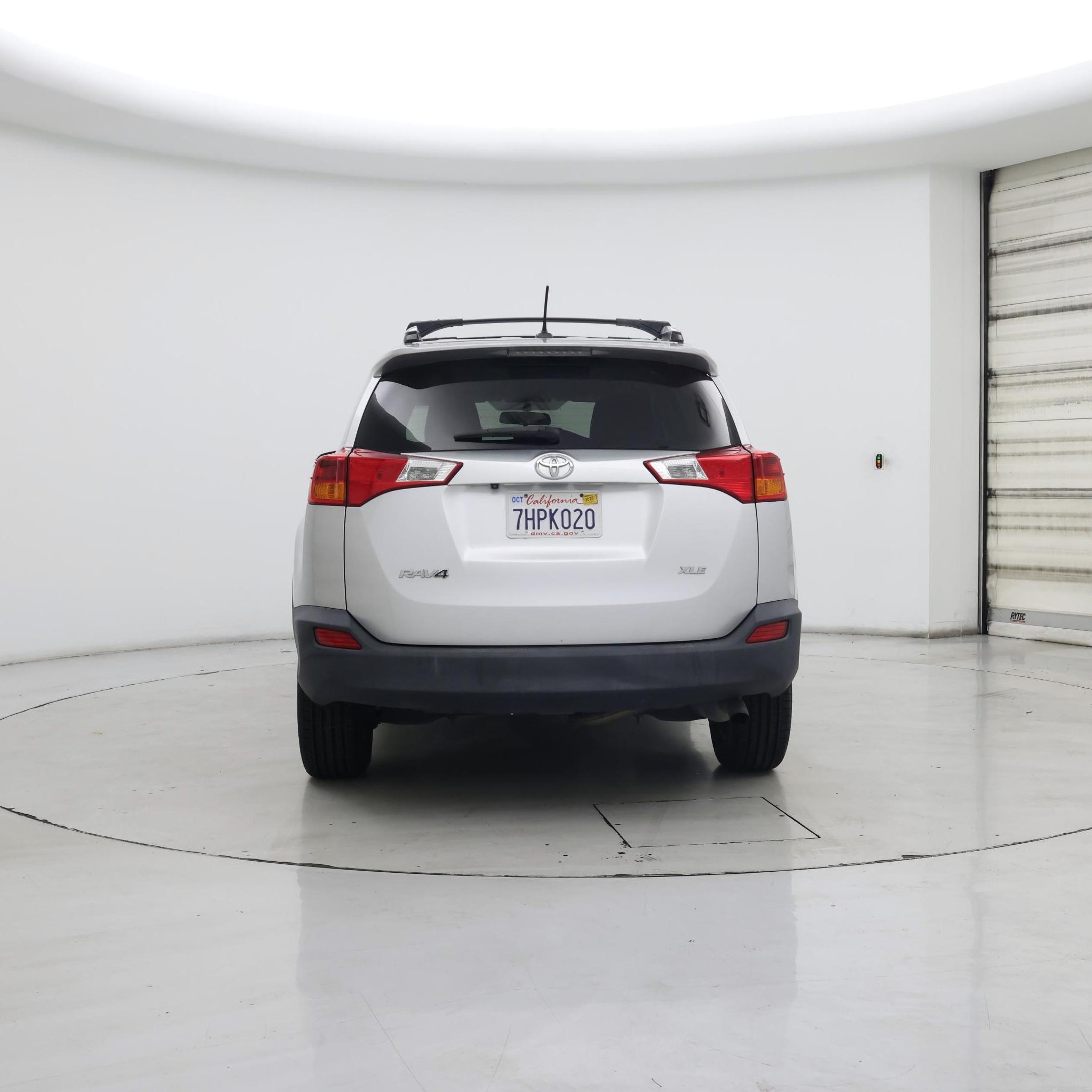 Thumbnail: 2015 Toyota RAV4 - 6