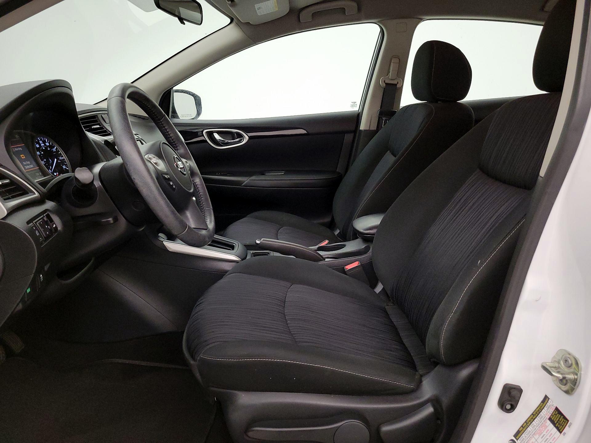Thumbnail: 2019 Nissan Sentra - 11