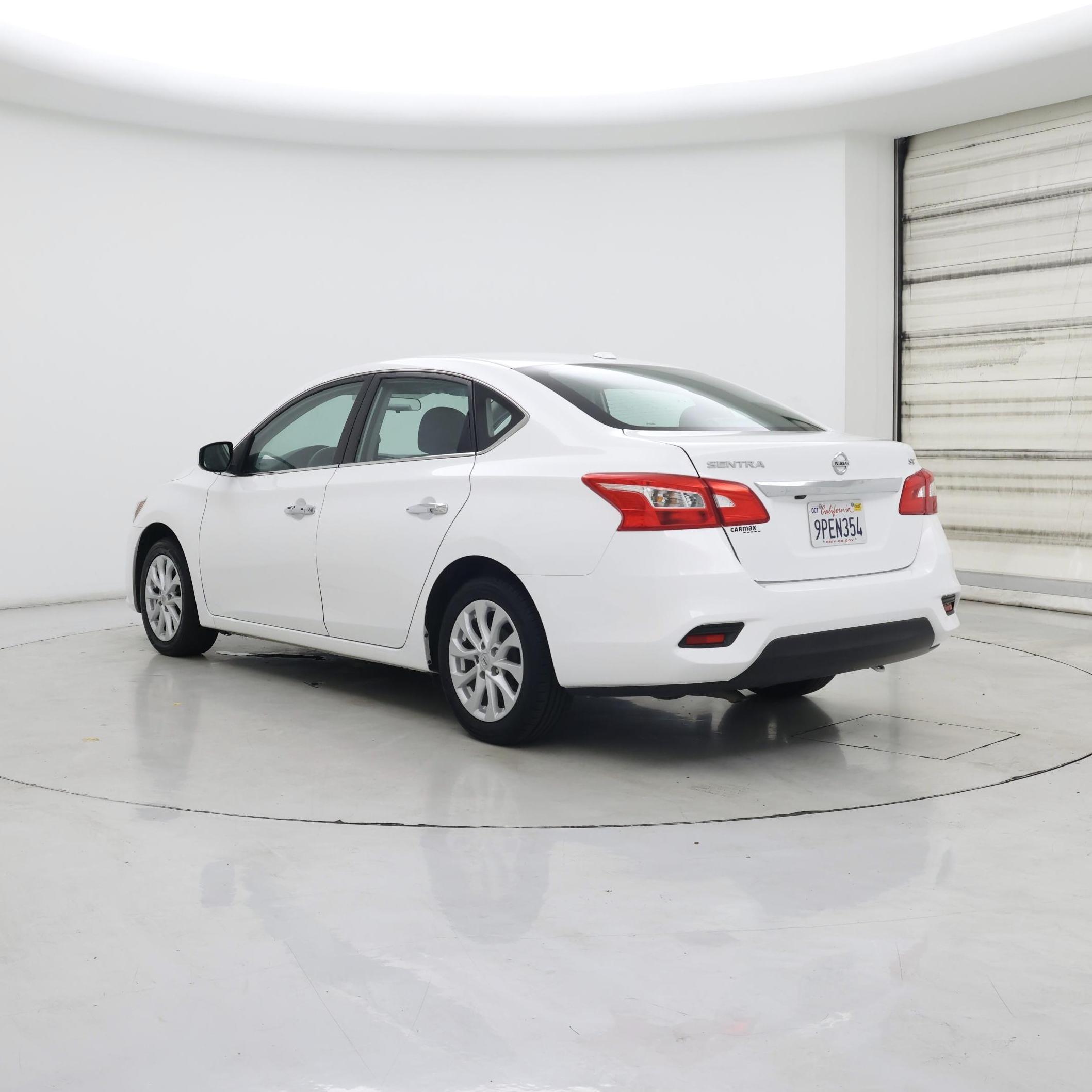 Thumbnail: 2019 Nissan Sentra - 2