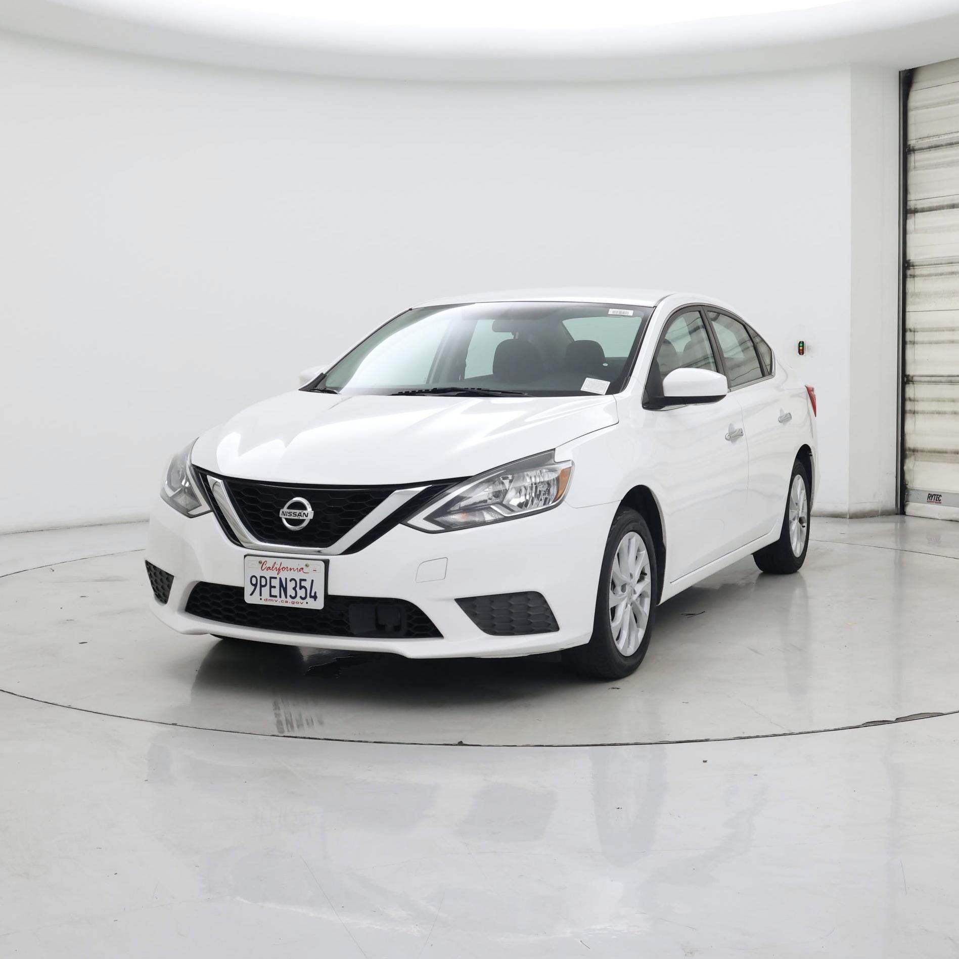 Thumbnail: 2019 Nissan Sentra - 4