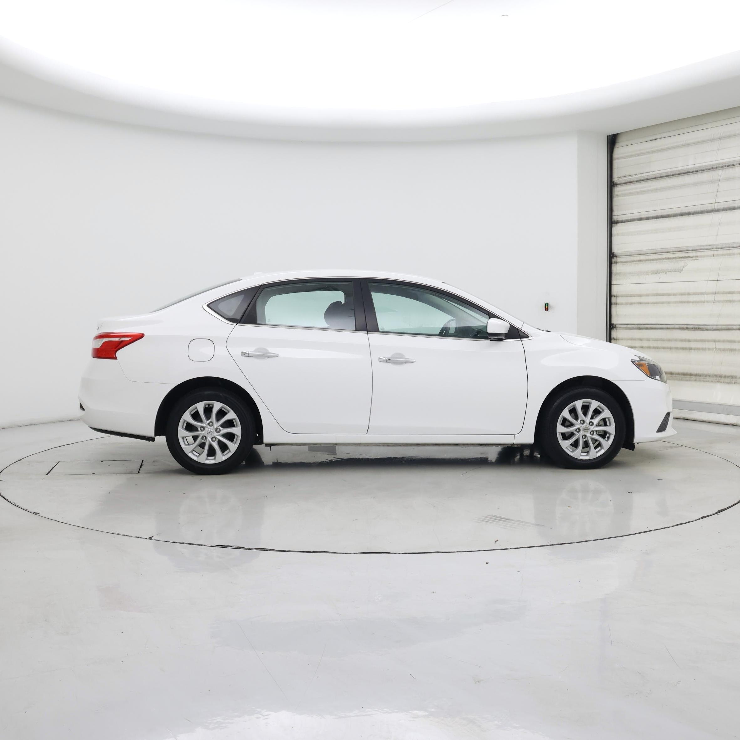 Thumbnail: 2019 Nissan Sentra - 7