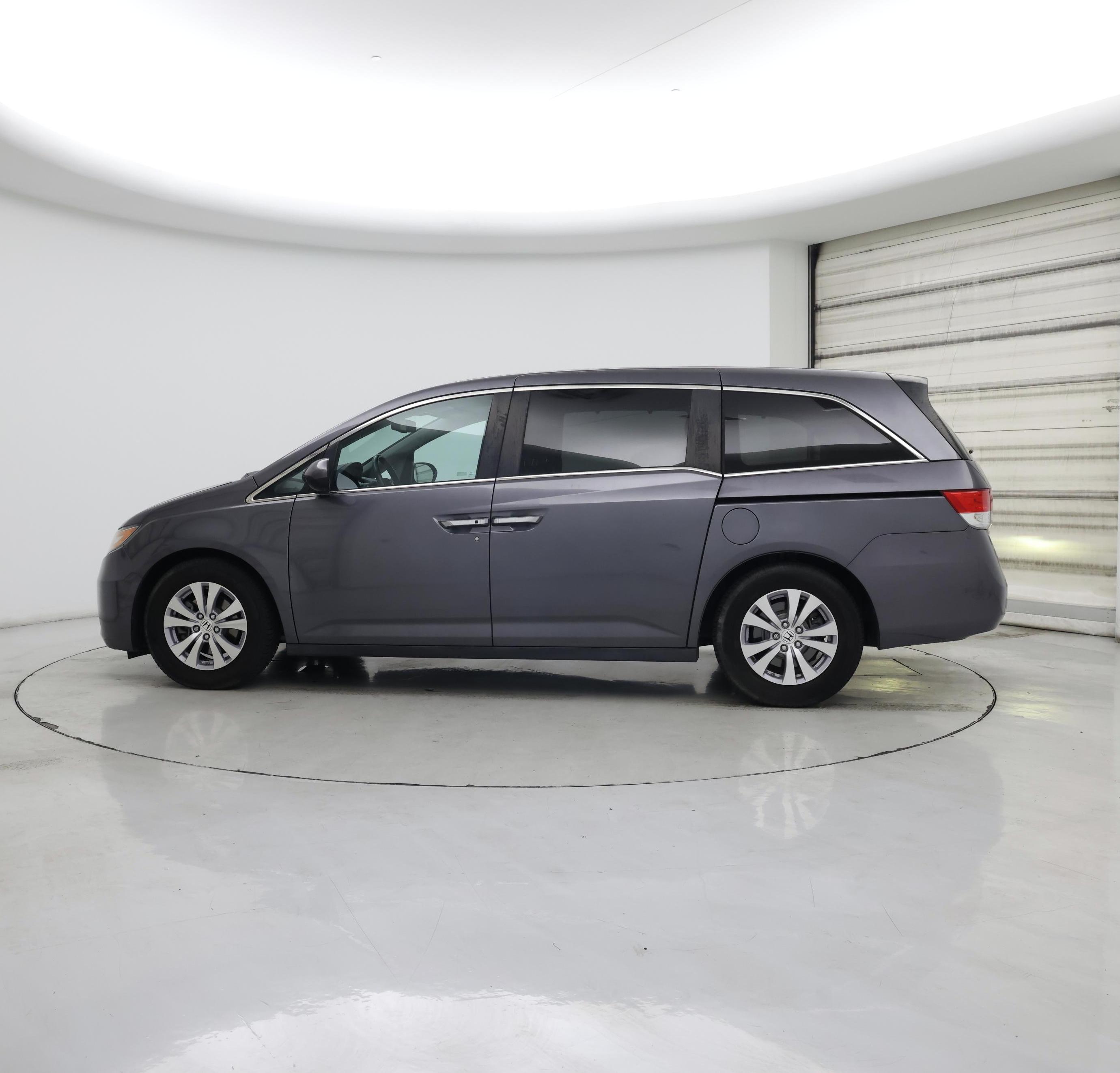 Thumbnail: 2016 Honda Odyssey - 3
