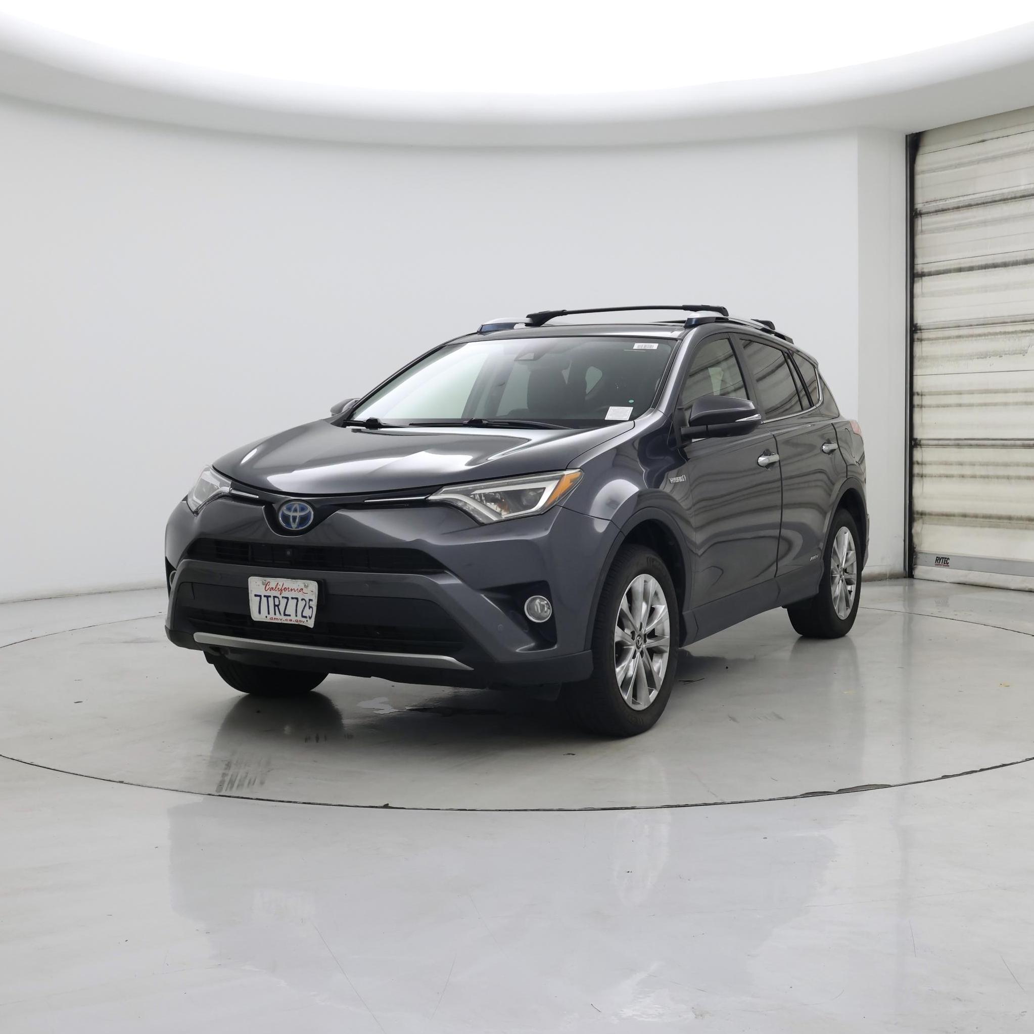 Thumbnail: 2016 Toyota RAV4 - 4