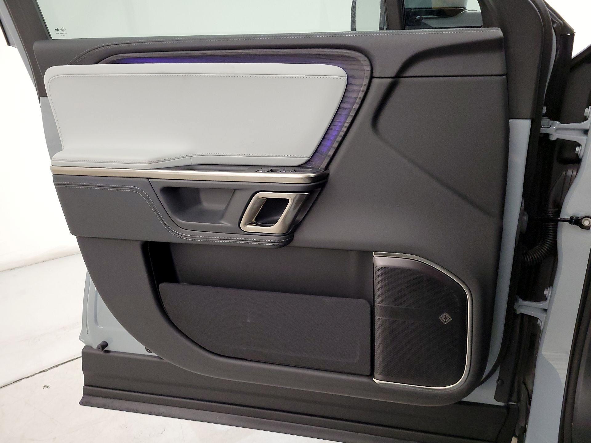 Thumbnail: 2023 Rivian R1S - 12