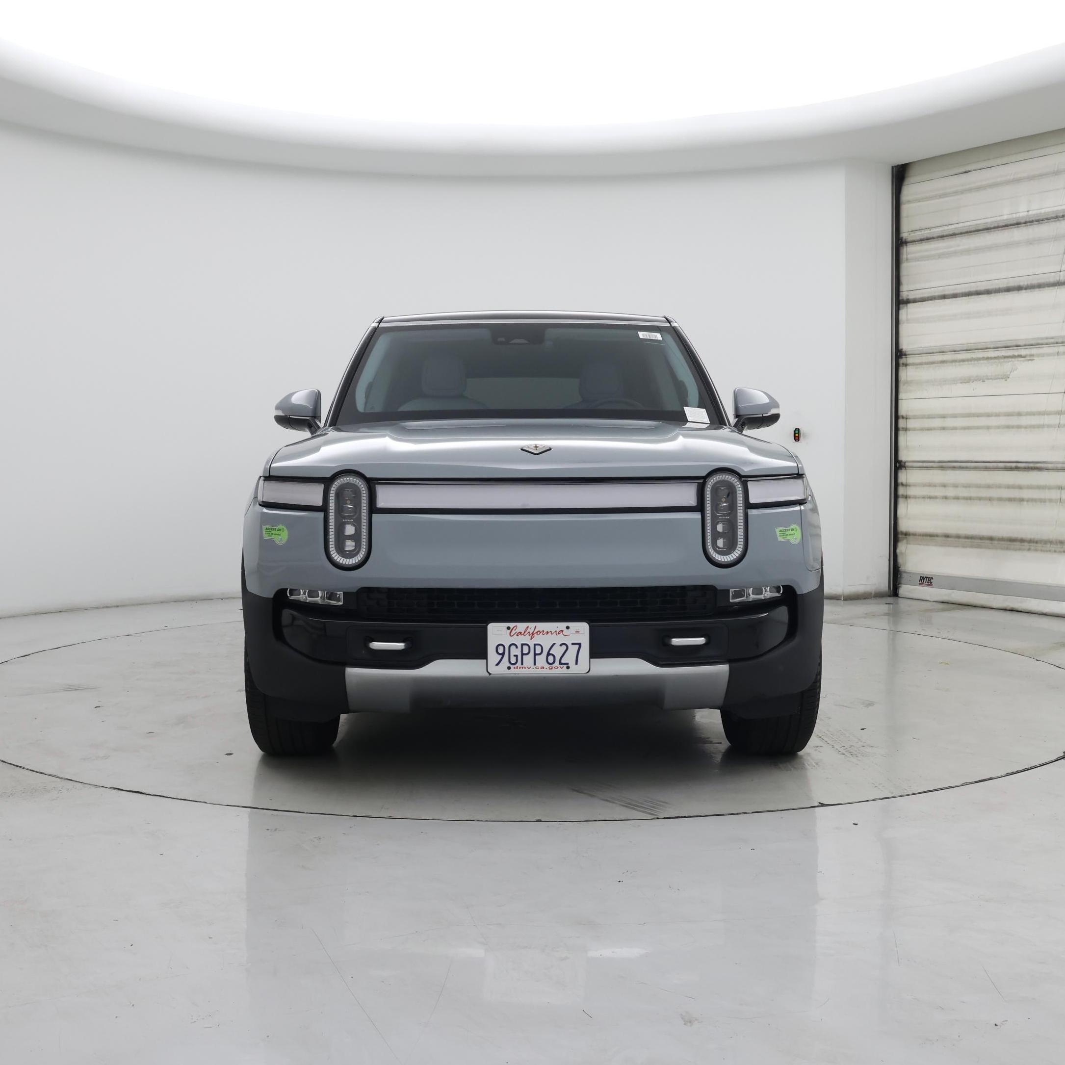 Thumbnail: 2023 Rivian R1S - 5