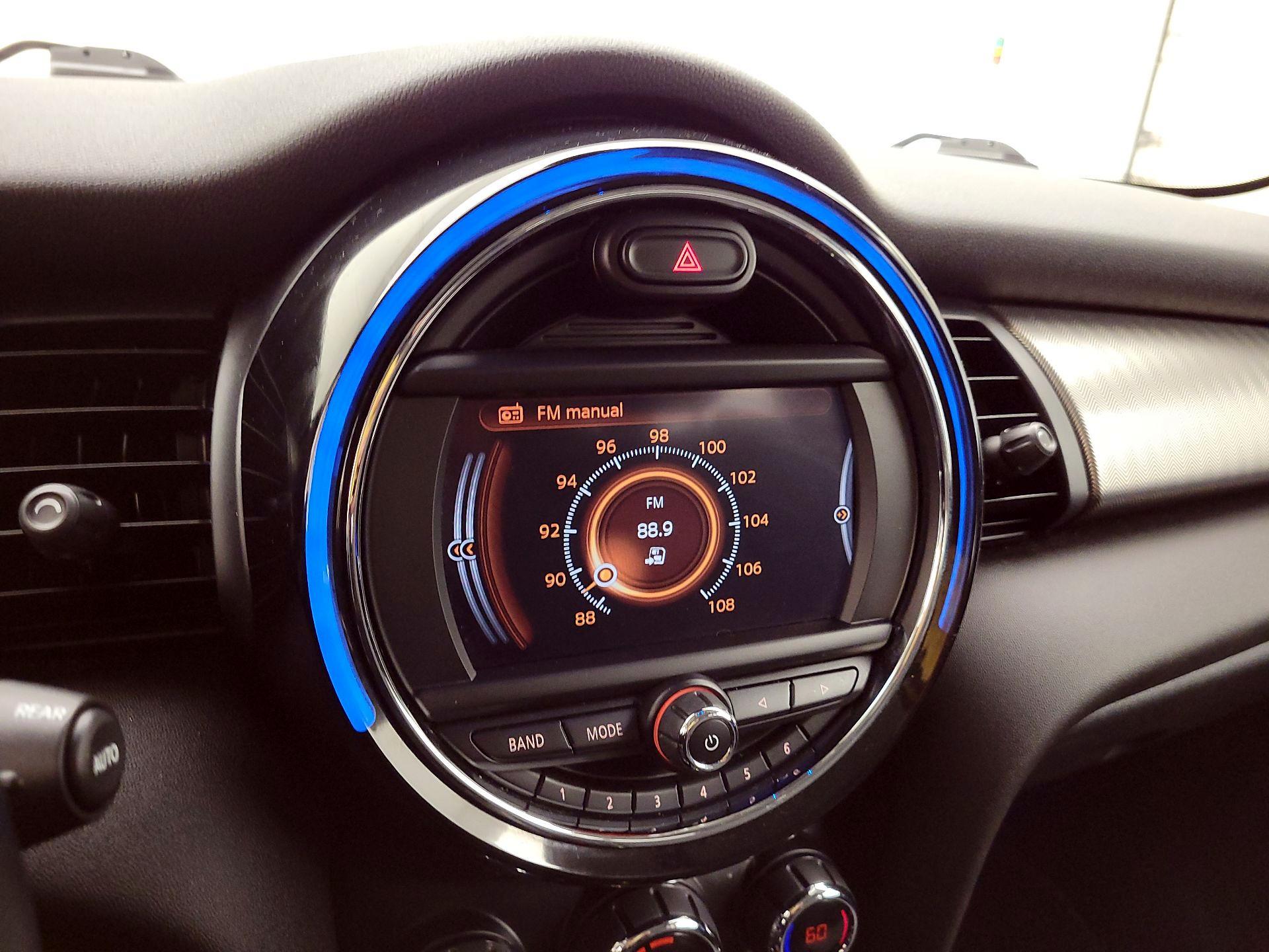 Thumbnail: 2017 MINI Cooper Hardtop - 14