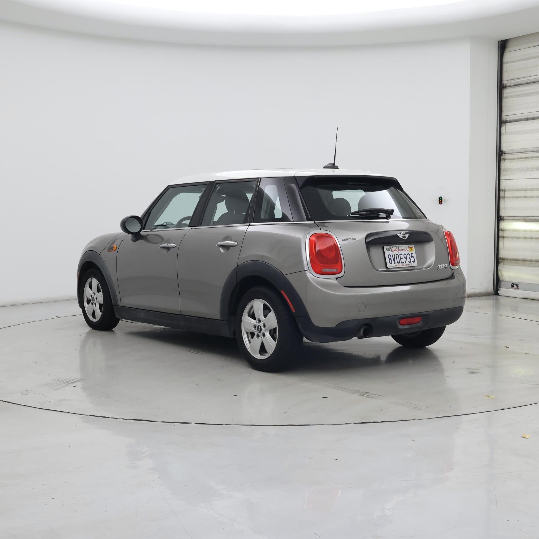 Thumbnail: 2017 MINI Cooper Hardtop - 2