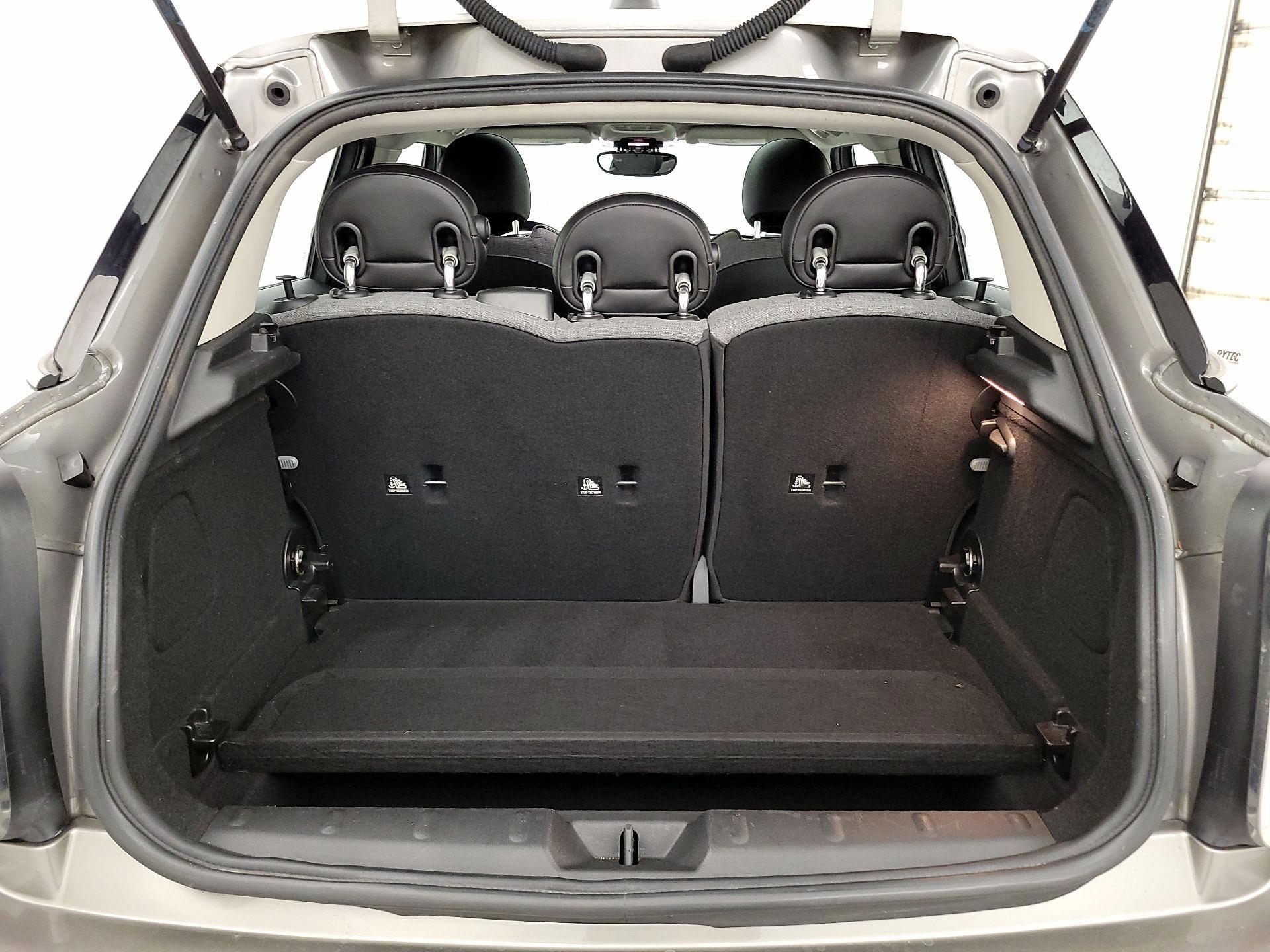 Thumbnail: 2017 MINI Cooper Hardtop - 20
