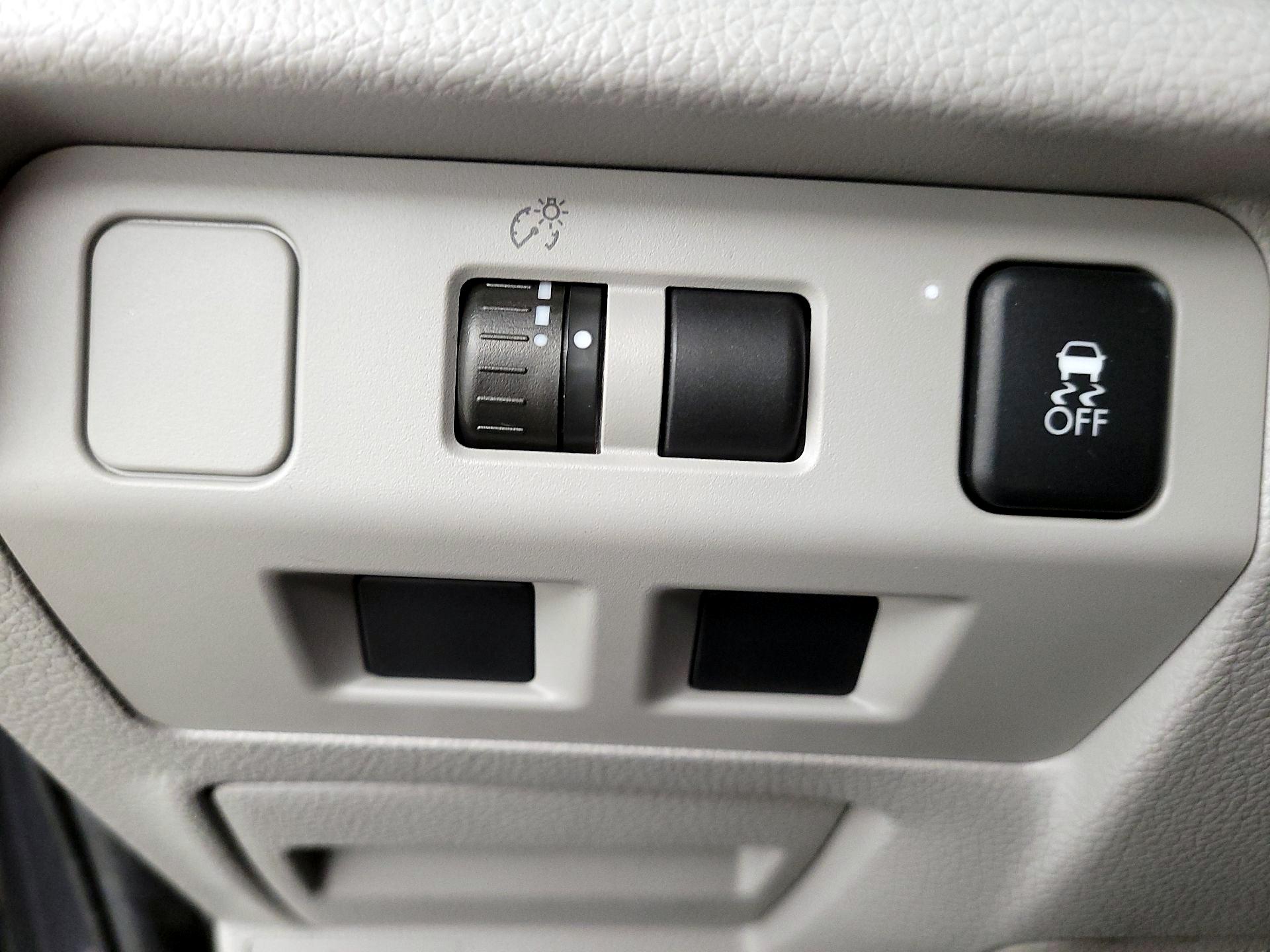 Thumbnail: 2014 Subaru Forester - 13