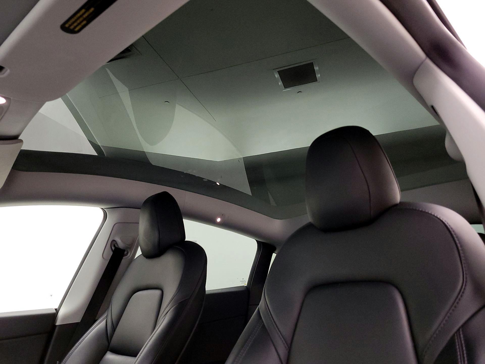 Thumbnail: 2021 Tesla Model Y - 18
