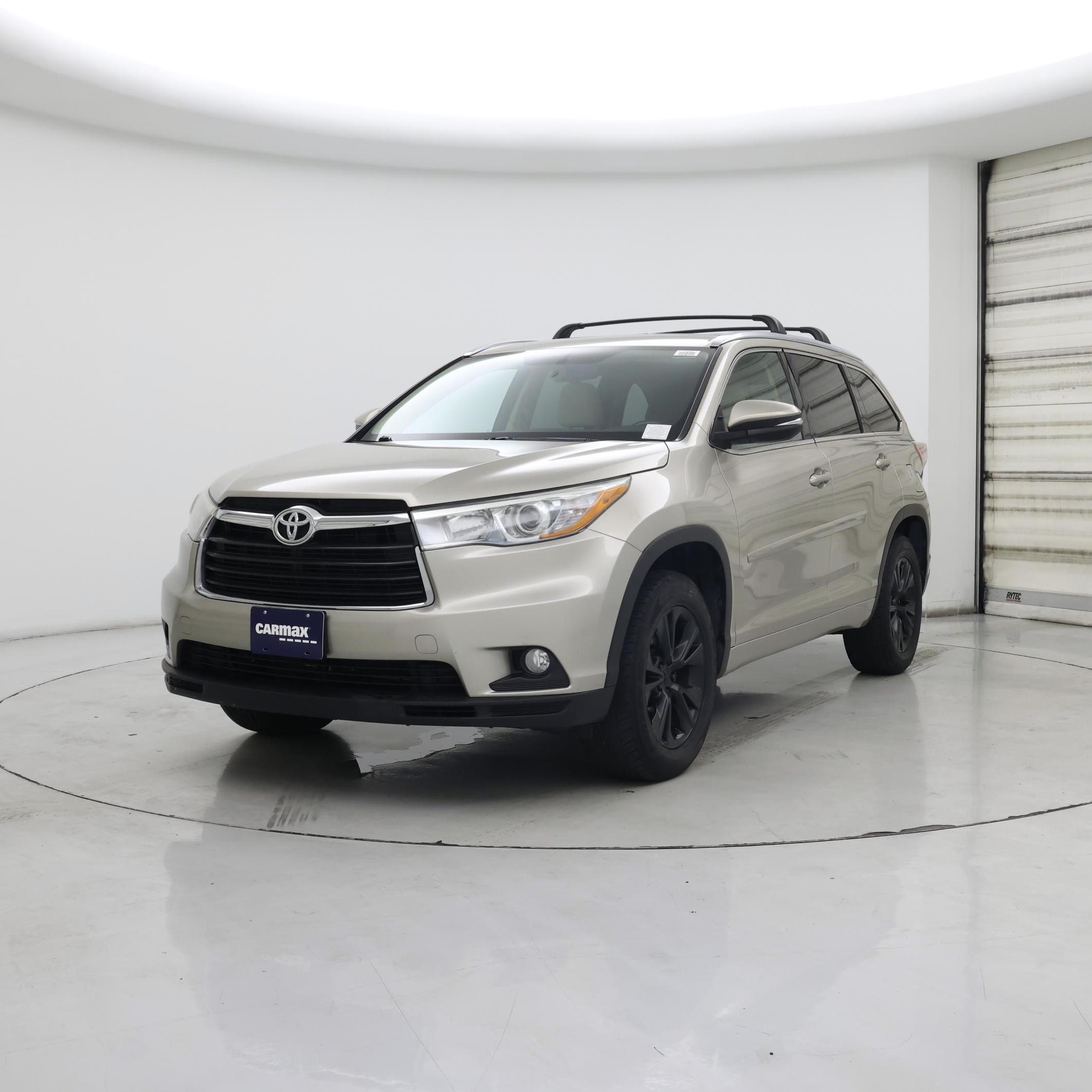 Thumbnail: 2015 Toyota Highlander - 4