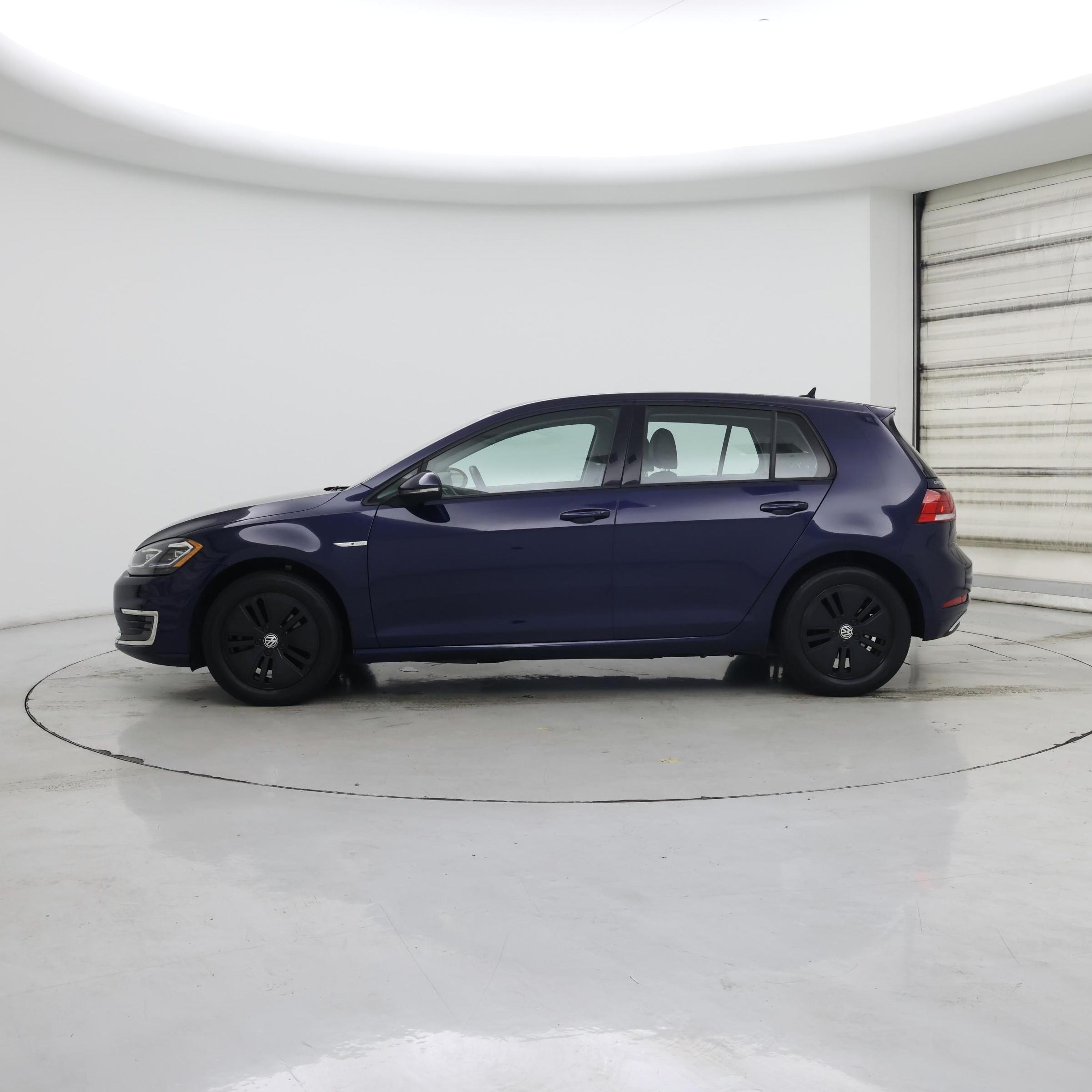 Thumbnail: 2019 Volkswagen e-Golf - 3