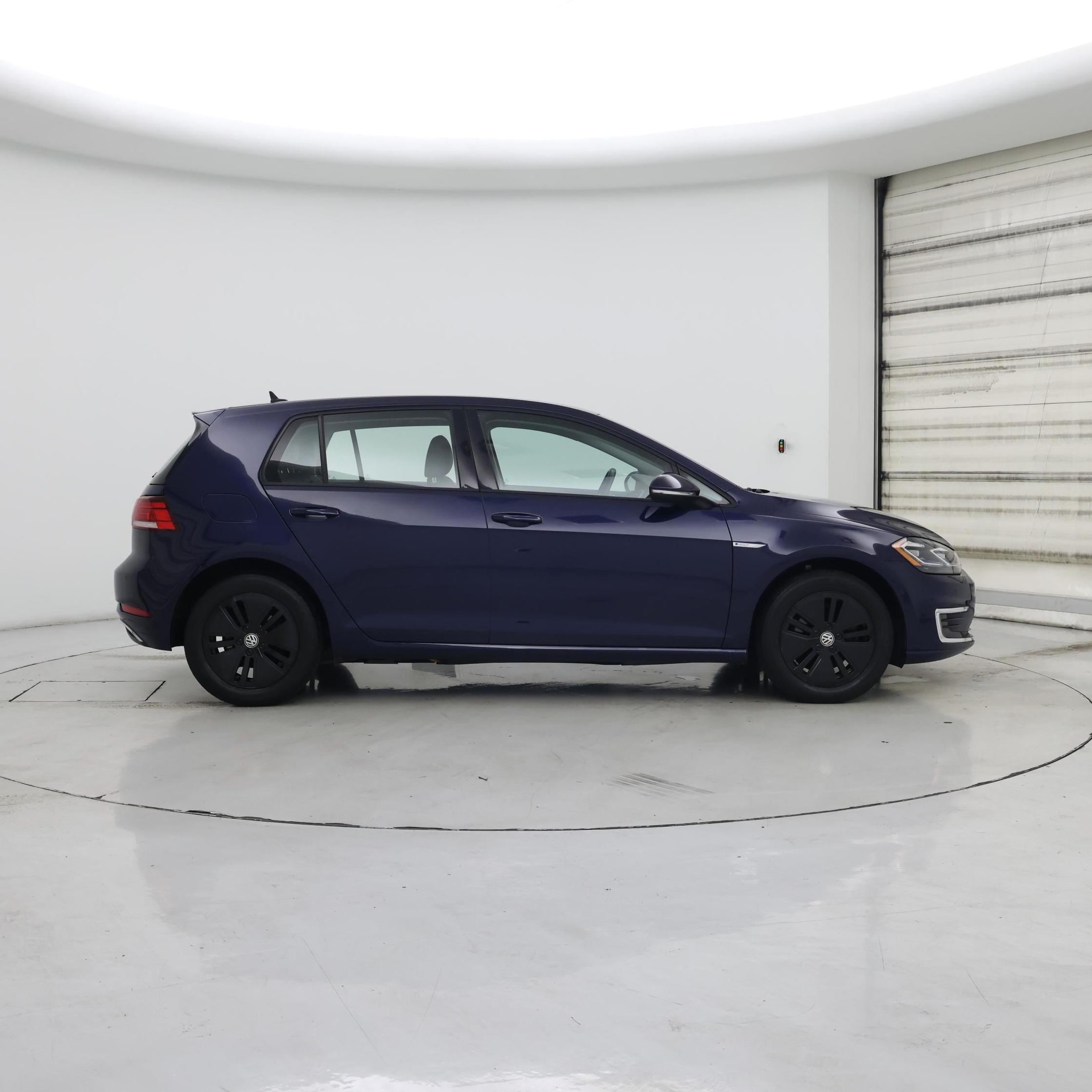 Thumbnail: 2019 Volkswagen e-Golf - 7