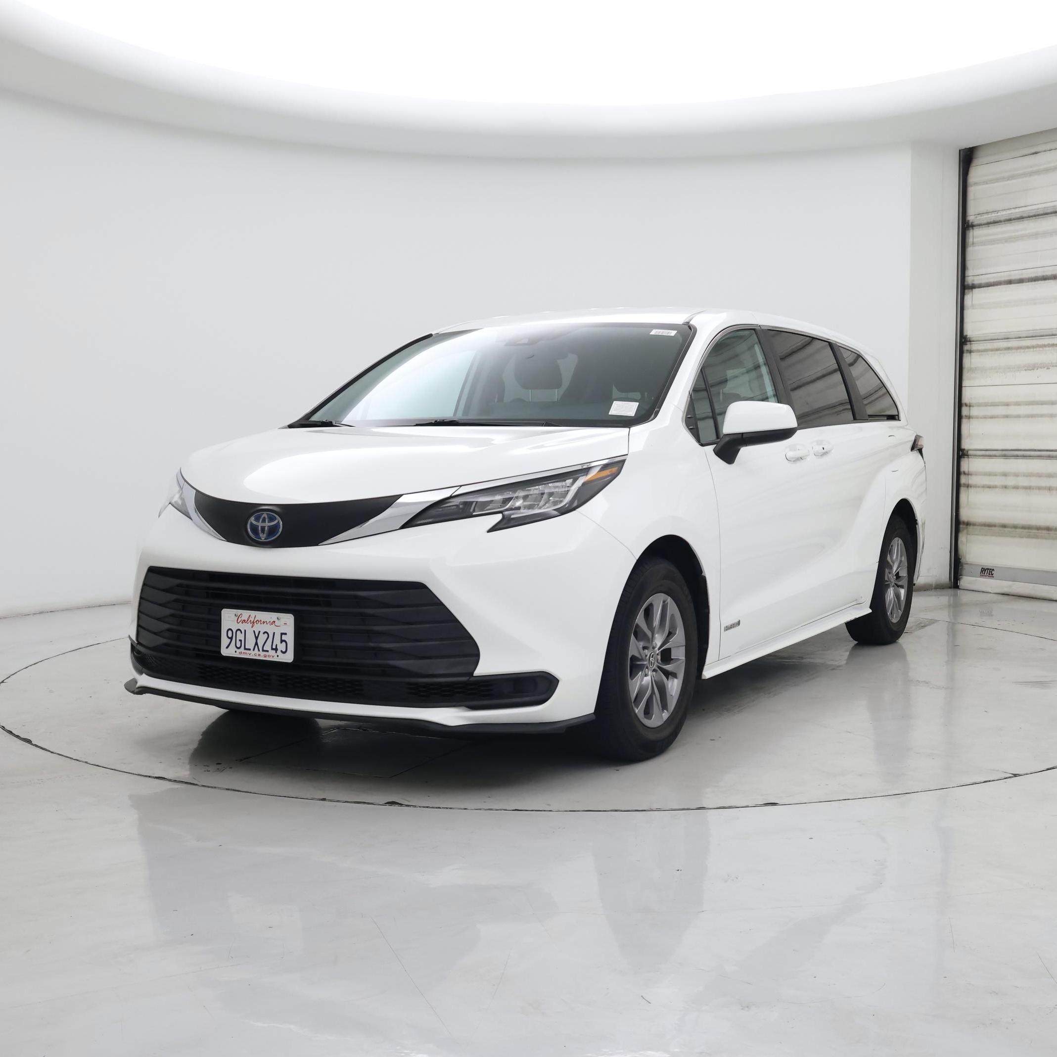 Thumbnail: 2021 Toyota Sienna - 4