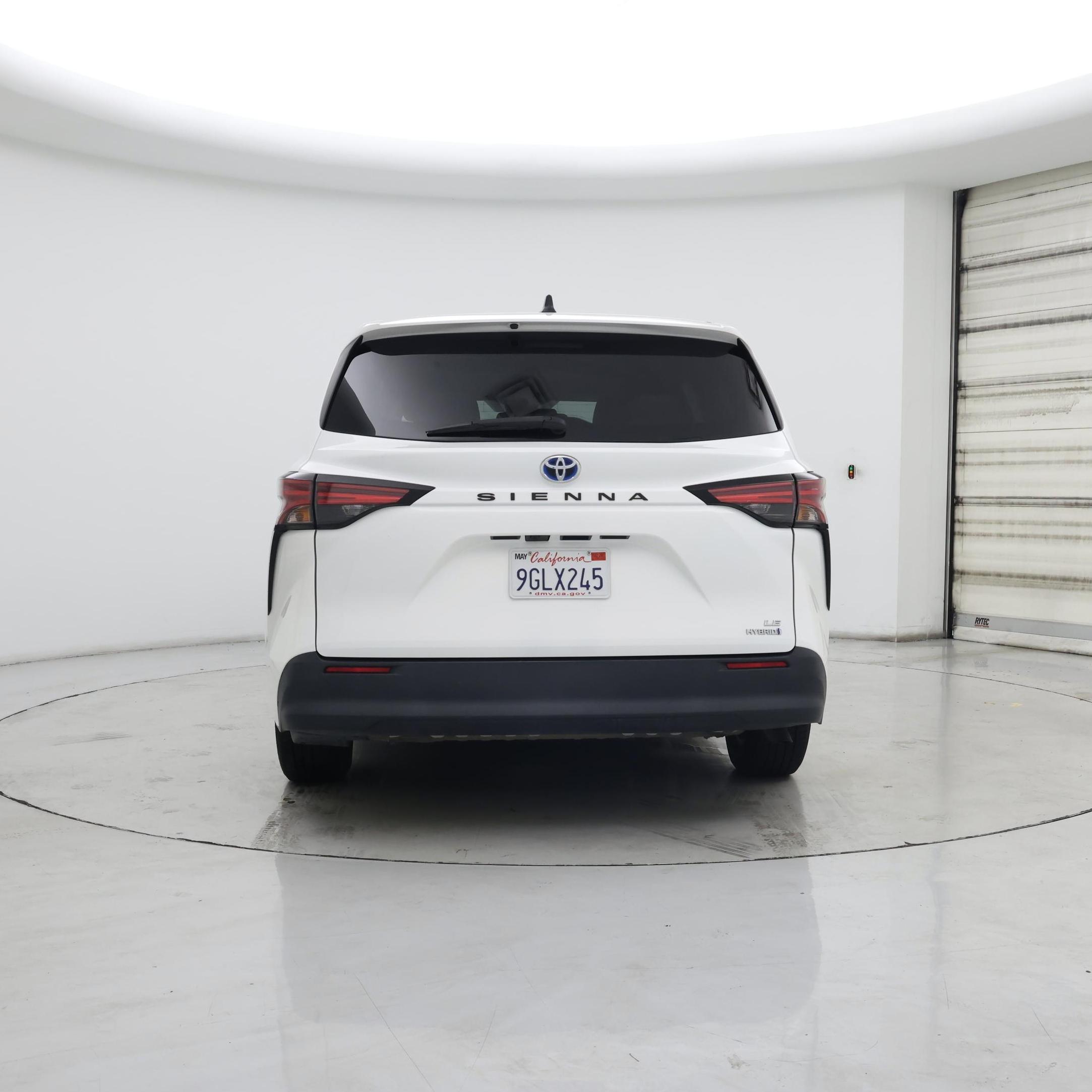 Thumbnail: 2021 Toyota Sienna - 6