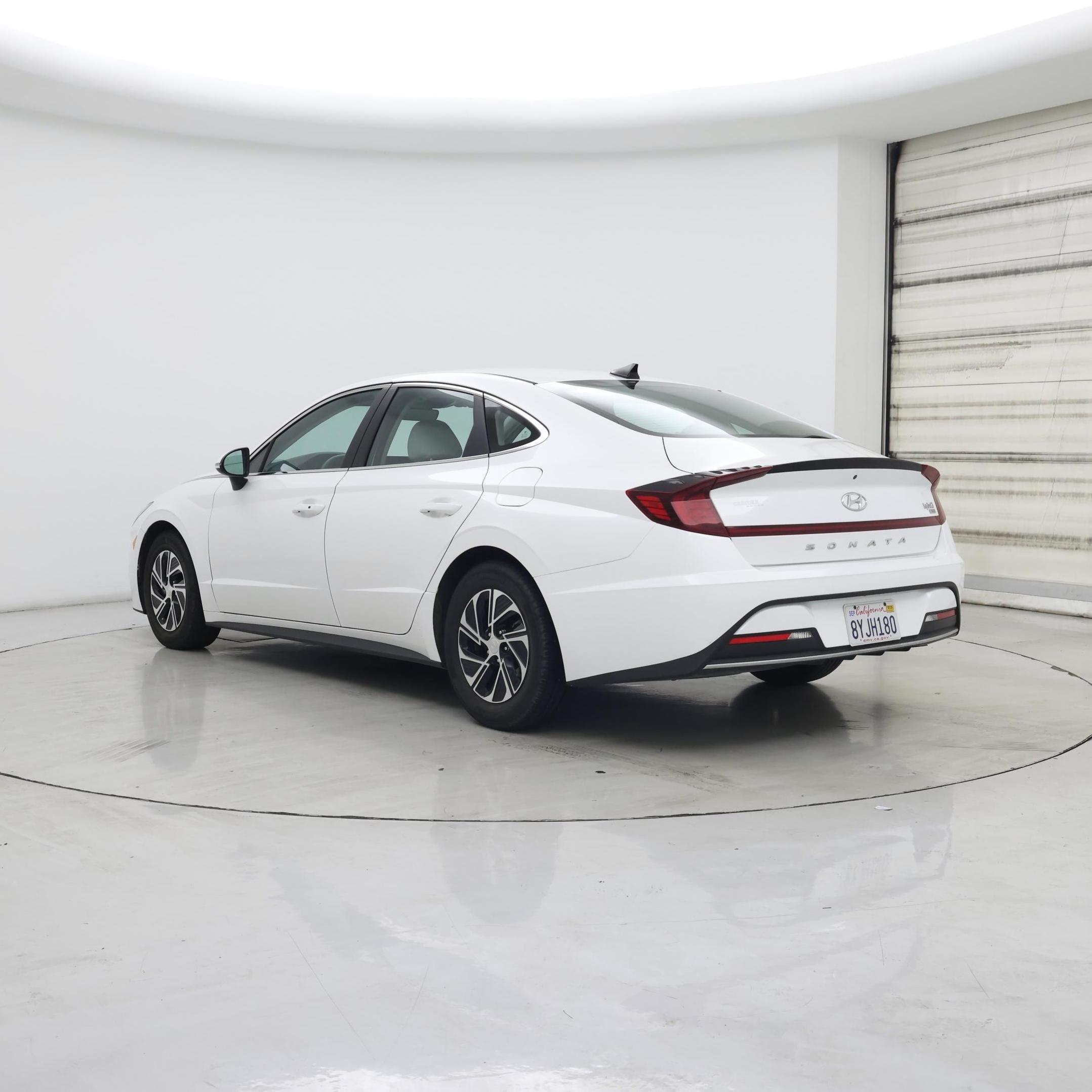Thumbnail: 2022 Hyundai Sonata - 2