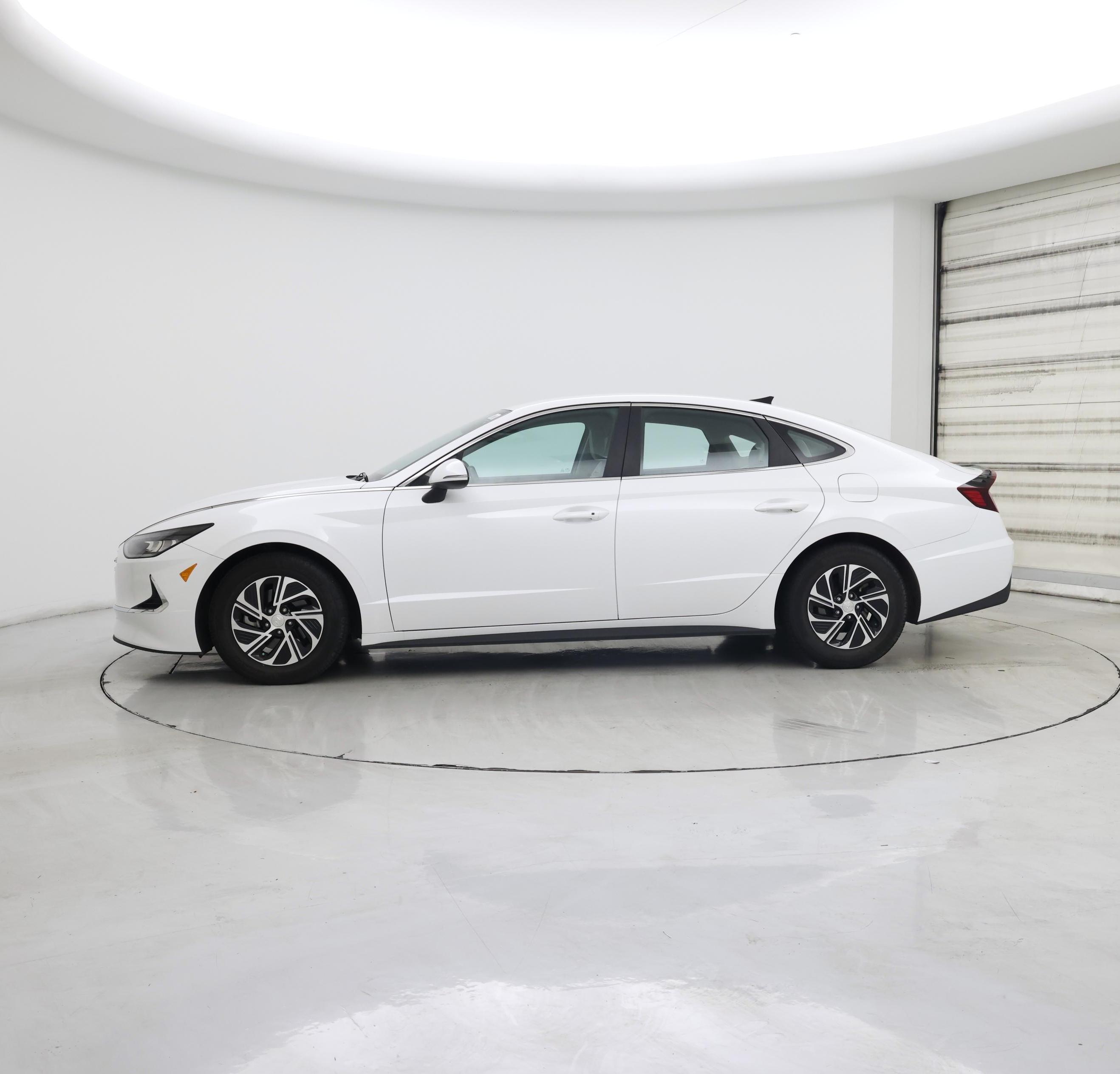 Thumbnail: 2022 Hyundai Sonata - 3