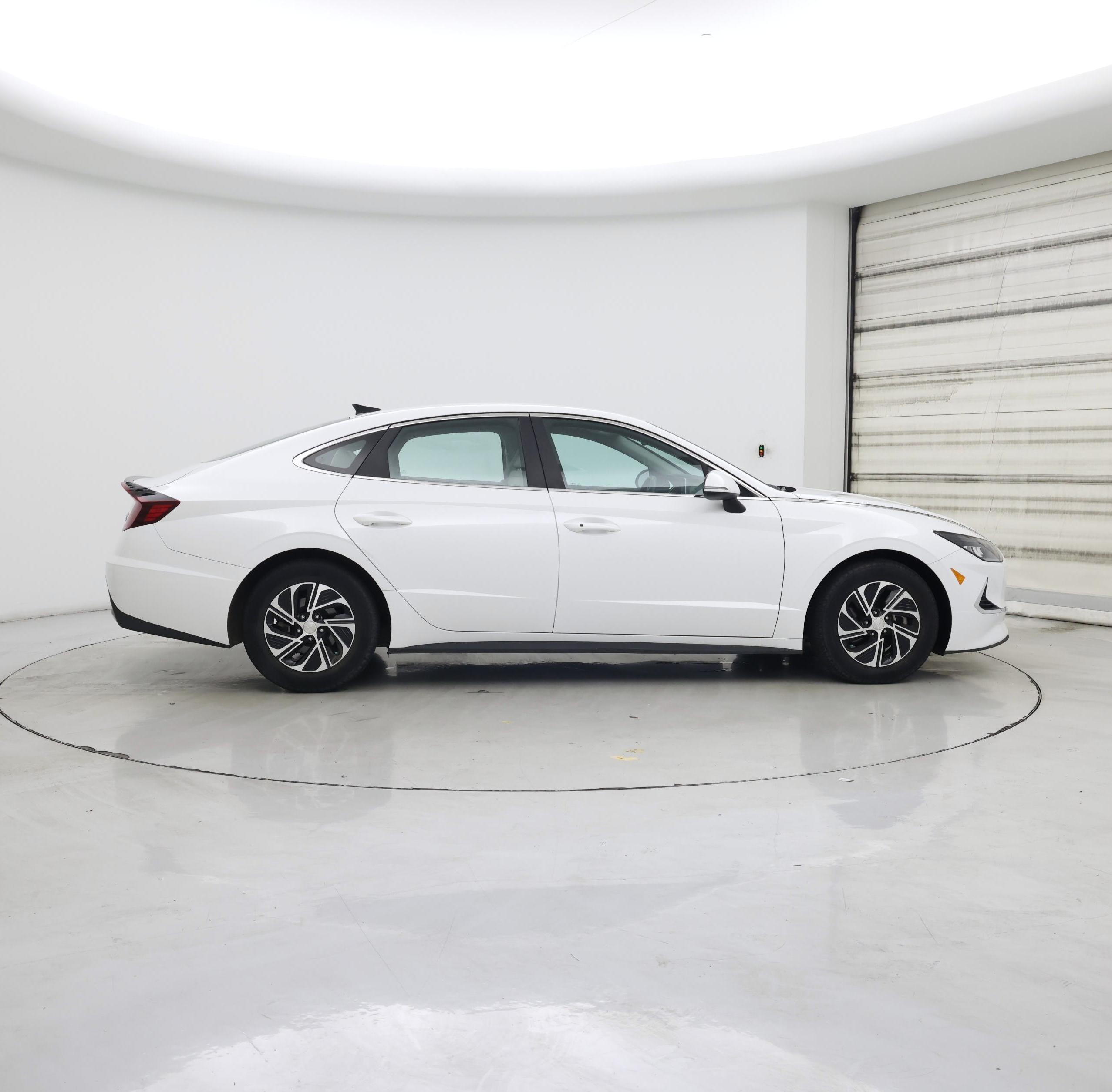 Thumbnail: 2022 Hyundai Sonata - 7