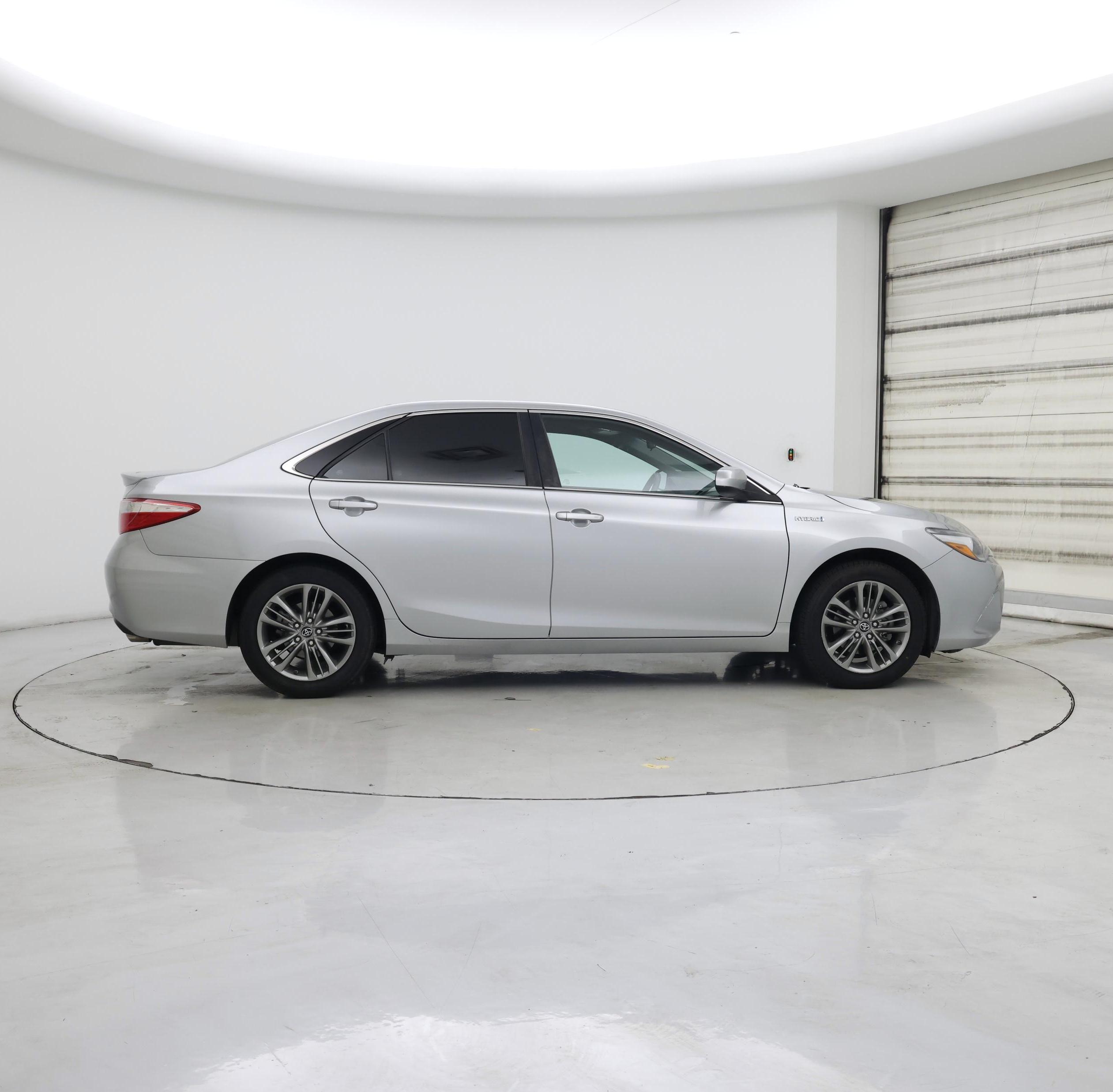 Thumbnail: 2017 Toyota Camry - 7