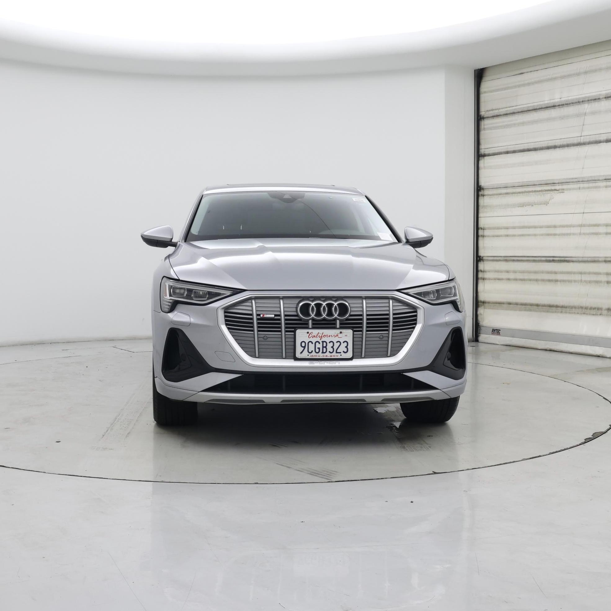 Thumbnail: 2021 Audi e-tron S - 5