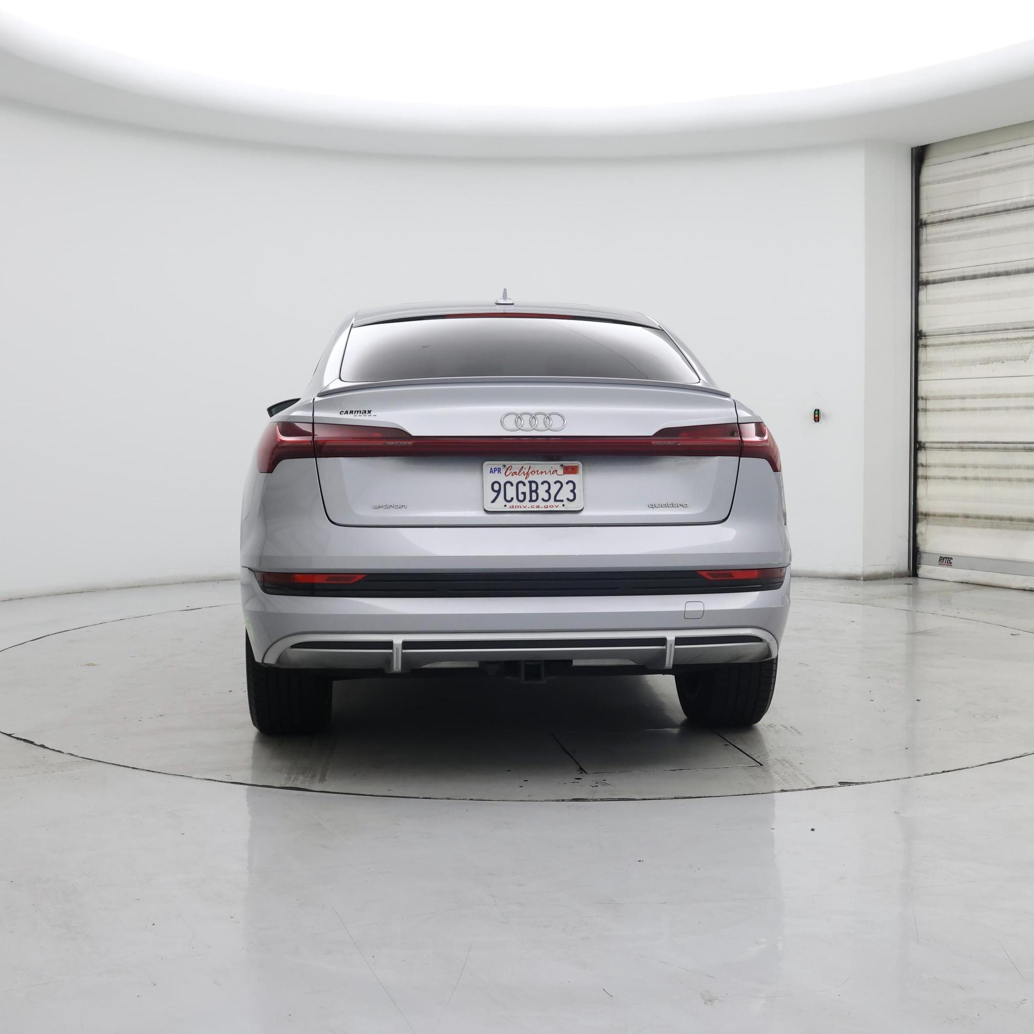 Thumbnail: 2021 Audi e-tron S - 6
