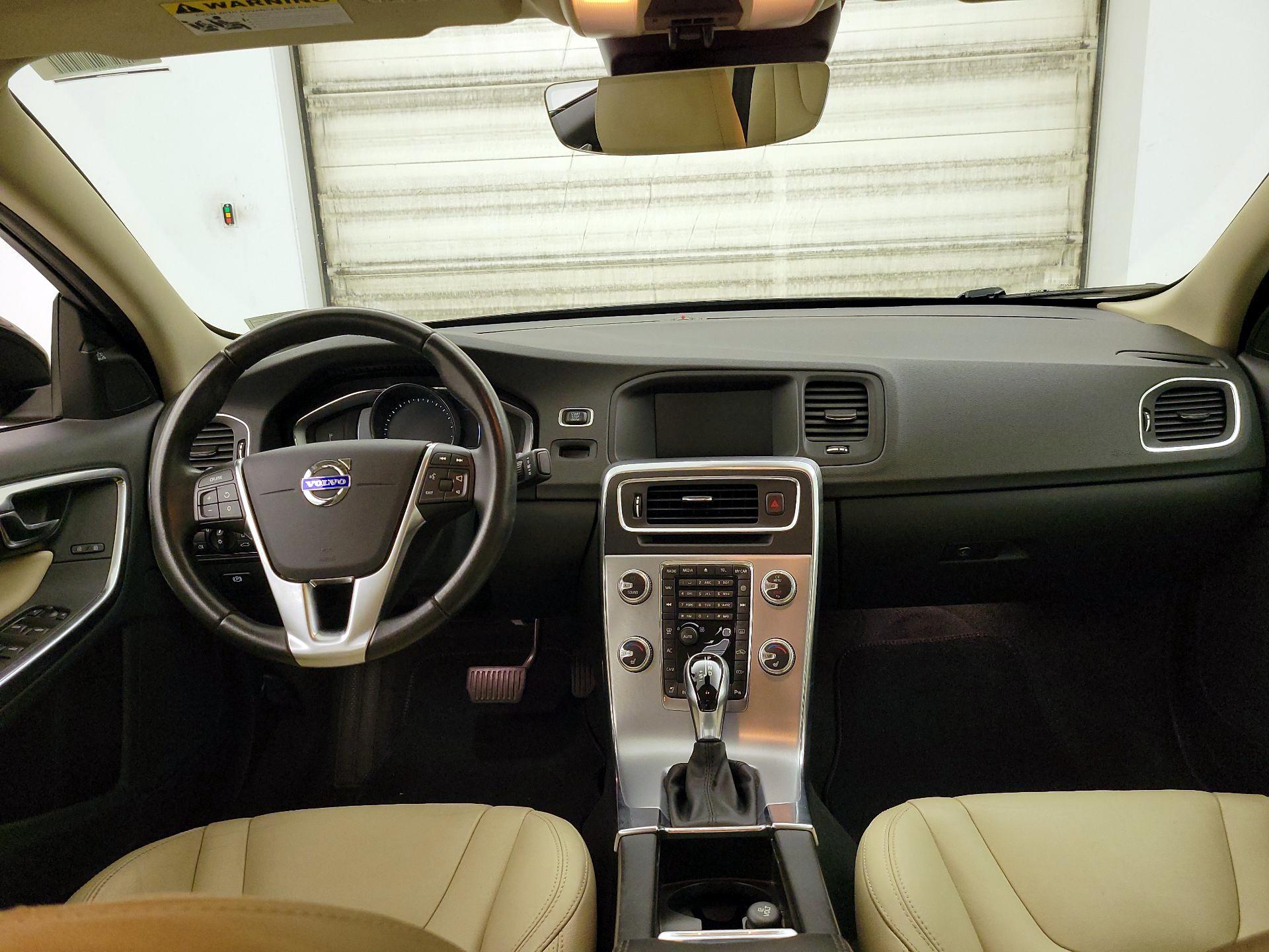 Thumbnail: 2017 Volvo S60 - 9