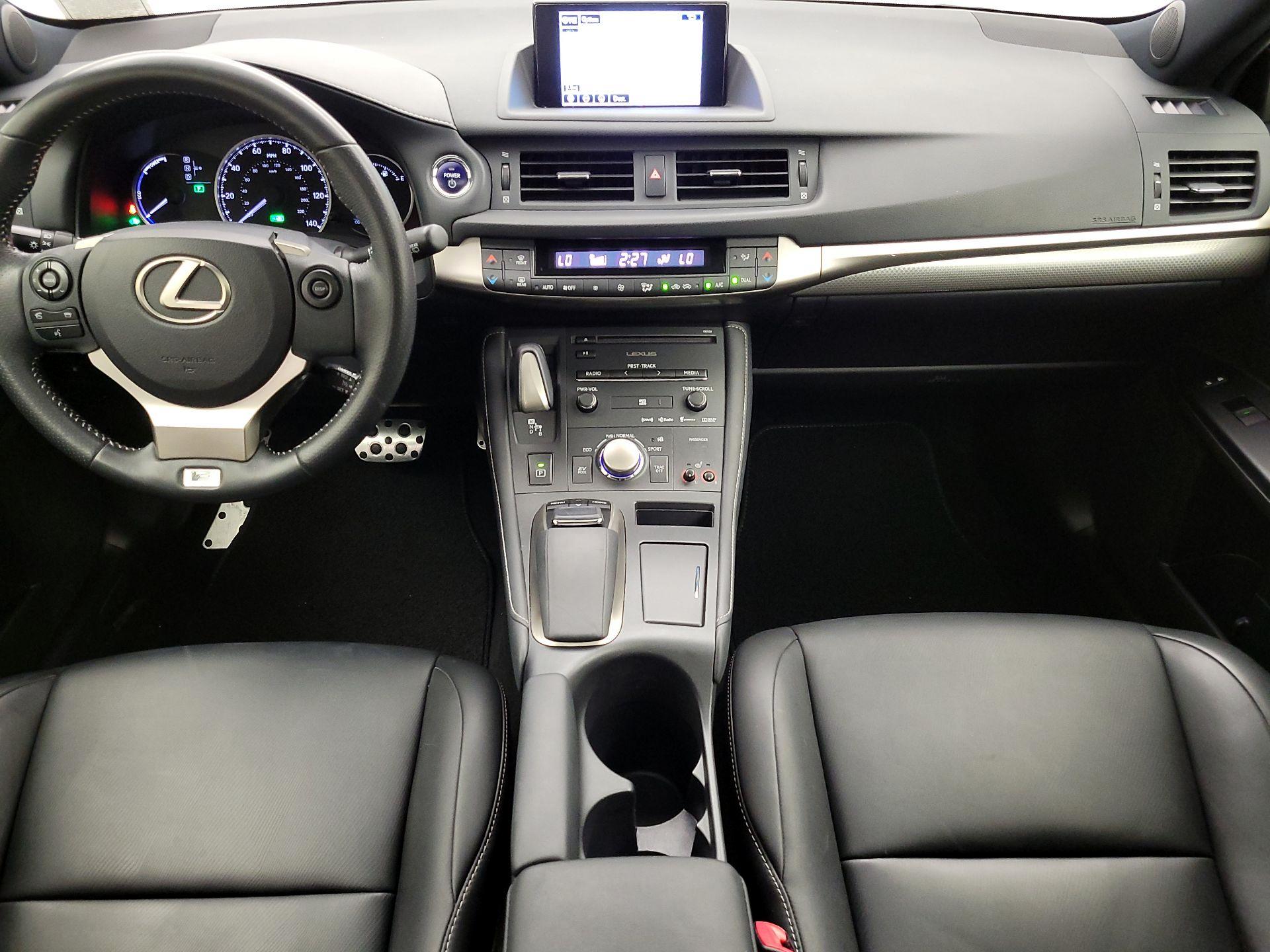 Thumbnail: 2015 Lexus CT - 9