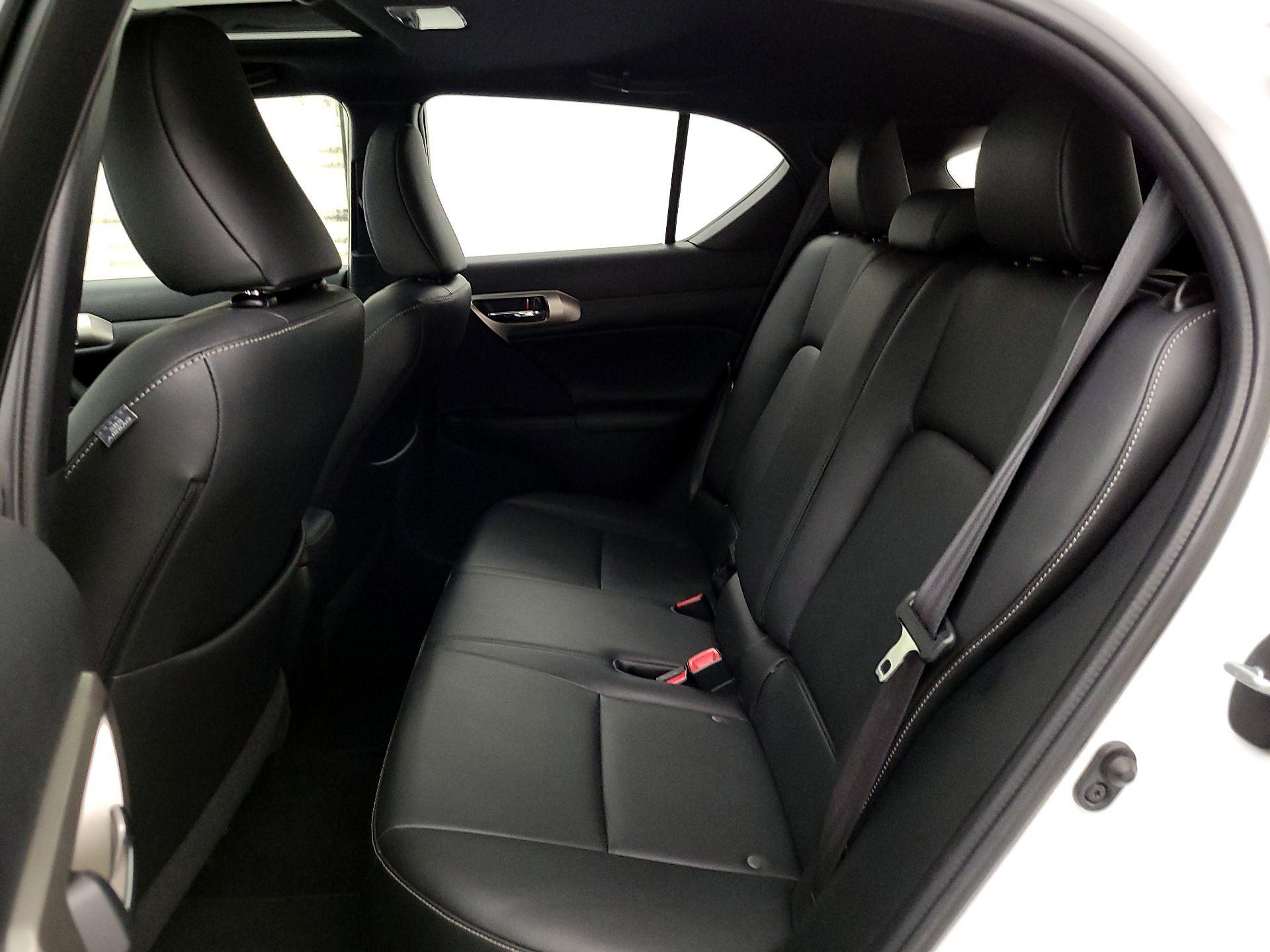 Thumbnail: 2015 Lexus CT - 20