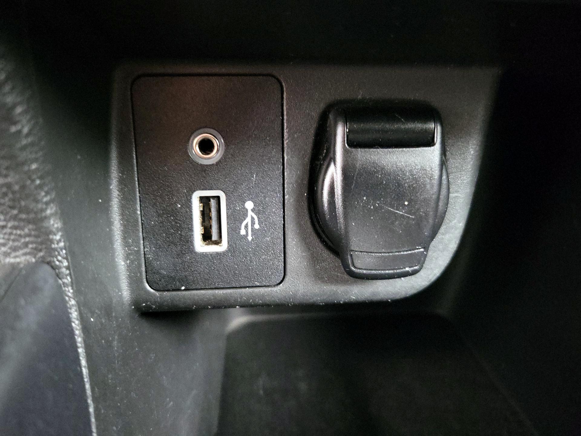 Thumbnail: 2020 Nissan Versa - 17